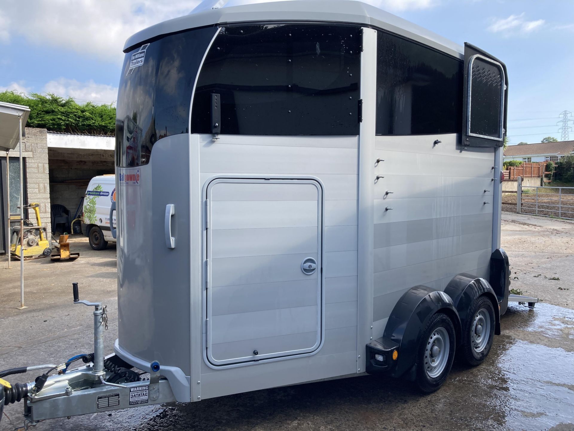 IFOR WILLIAMS HBX506 HORSEBOX. LOCATION: NORTHERN IRELAND - Image 2 of 19