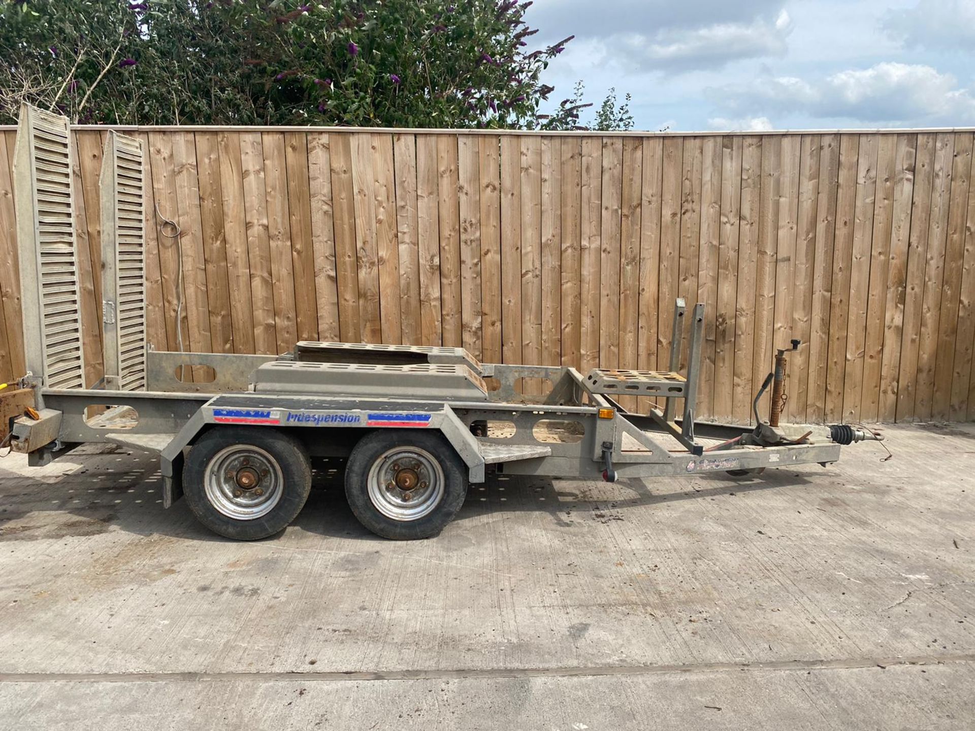 2017 INDESPENSION PLANT MINI DIGGER  TRAILER.LOCATION NORTH YORKSHIRE. - Image 2 of 6