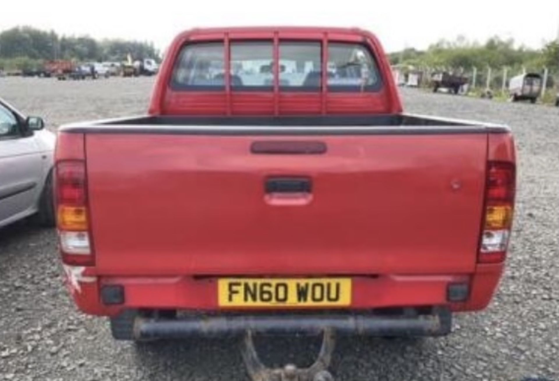 2010 TOYOTA HILUX .DIESEL .LOCATION NORTHERN IRELAND. - Image 4 of 7