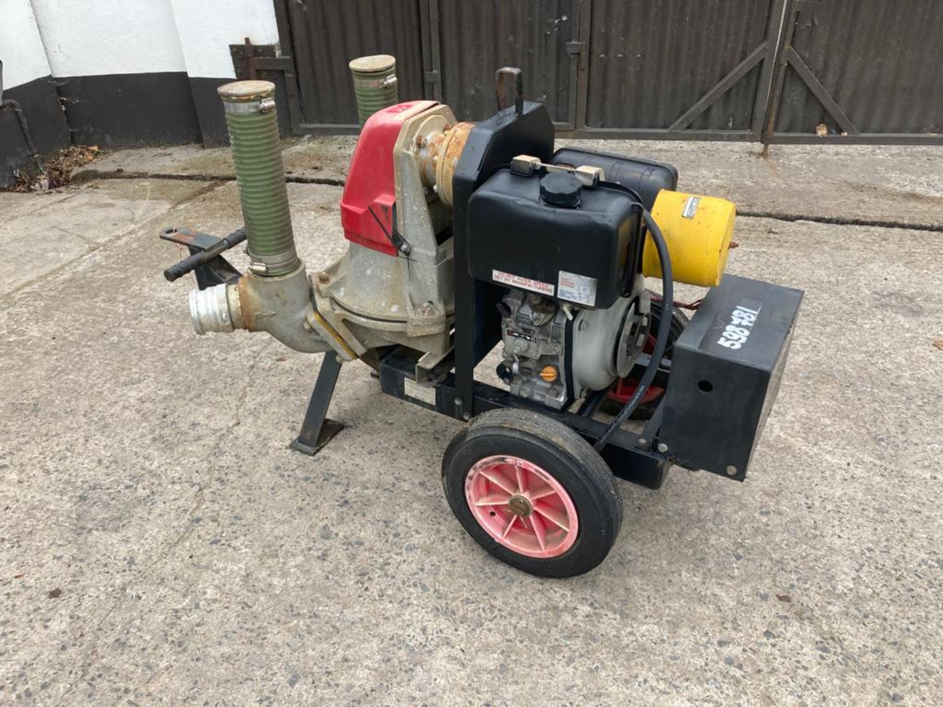 YANMAR DIESEL WATER PUMP .LOCATION NORTHERN IRELAND. - Image 3 of 4