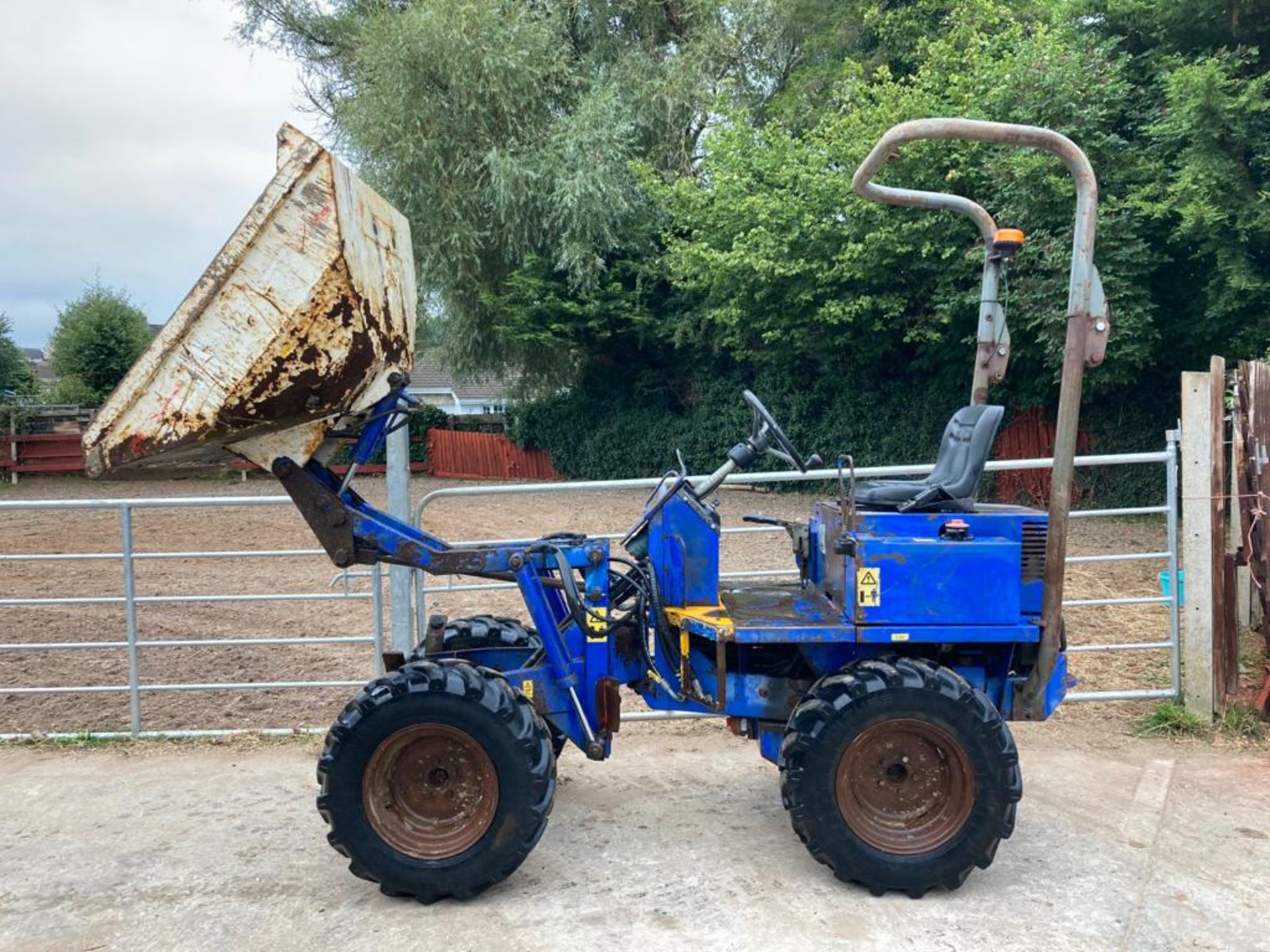 WACKER NUESON 1 TONNE HI TIP DUMPER.LOCATION NORTHERN IRELAND.