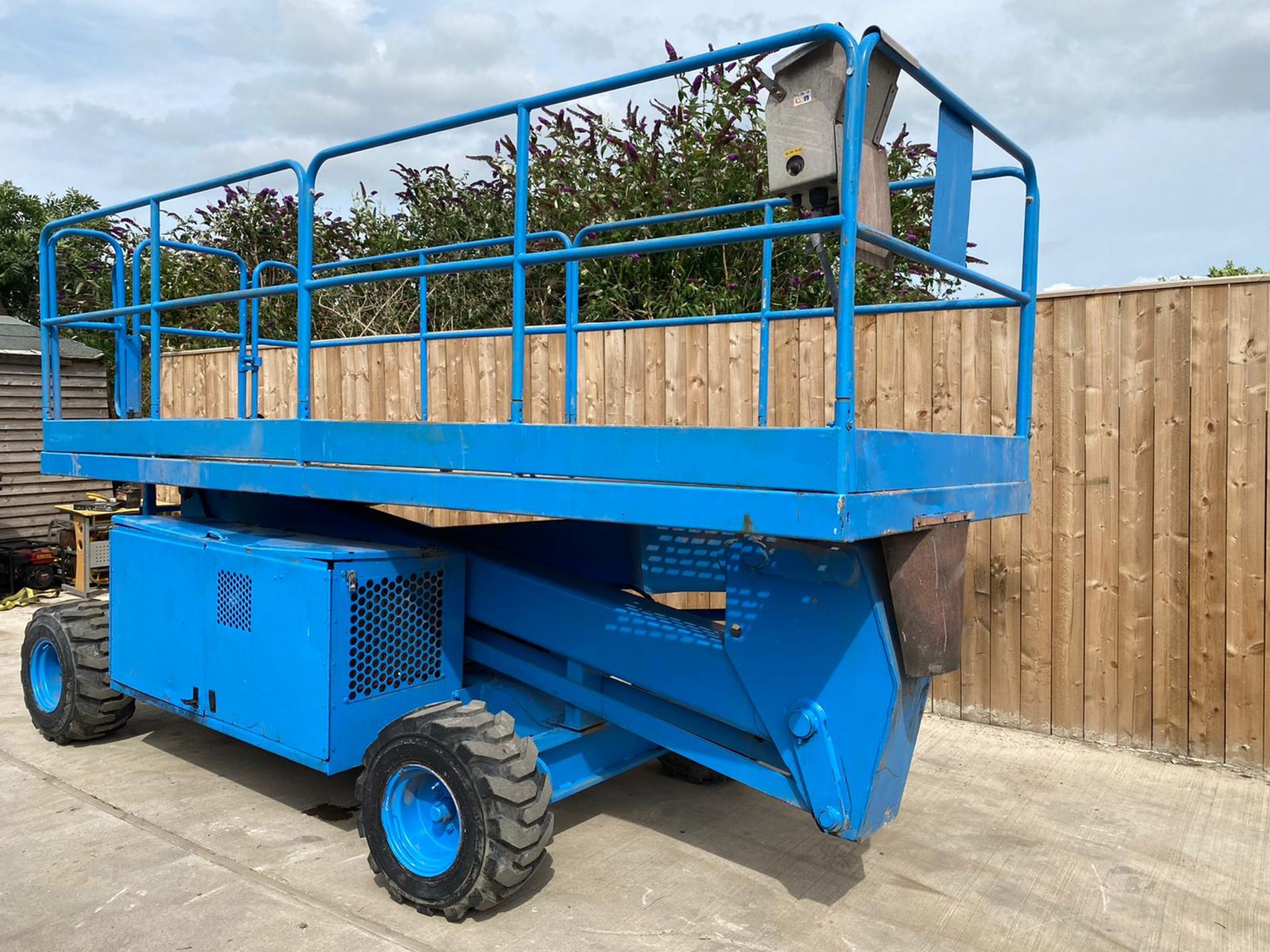 UPRIGHT SL30 ROUGH TERRAIN ACCESS PLATFORM CHERRY PICKER BOOM LIFT.LOCATION NORTH YORKSHIRE. - Image 2 of 7