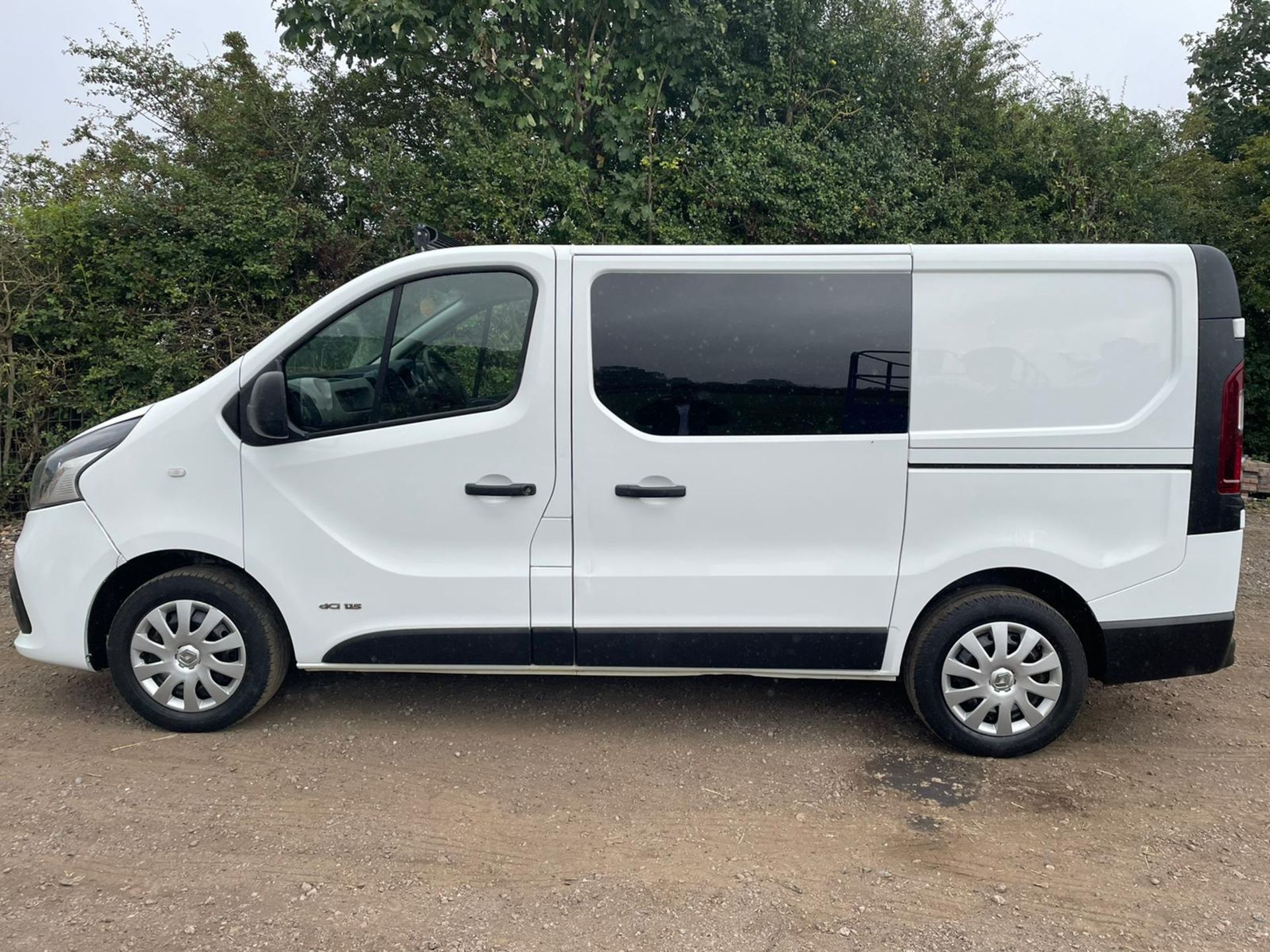 2014 RENAULT TRAFFIC BUSINESS + CREW VAN DIESEL .LOCATION NORTH YORKSHIRE. - Image 2 of 5