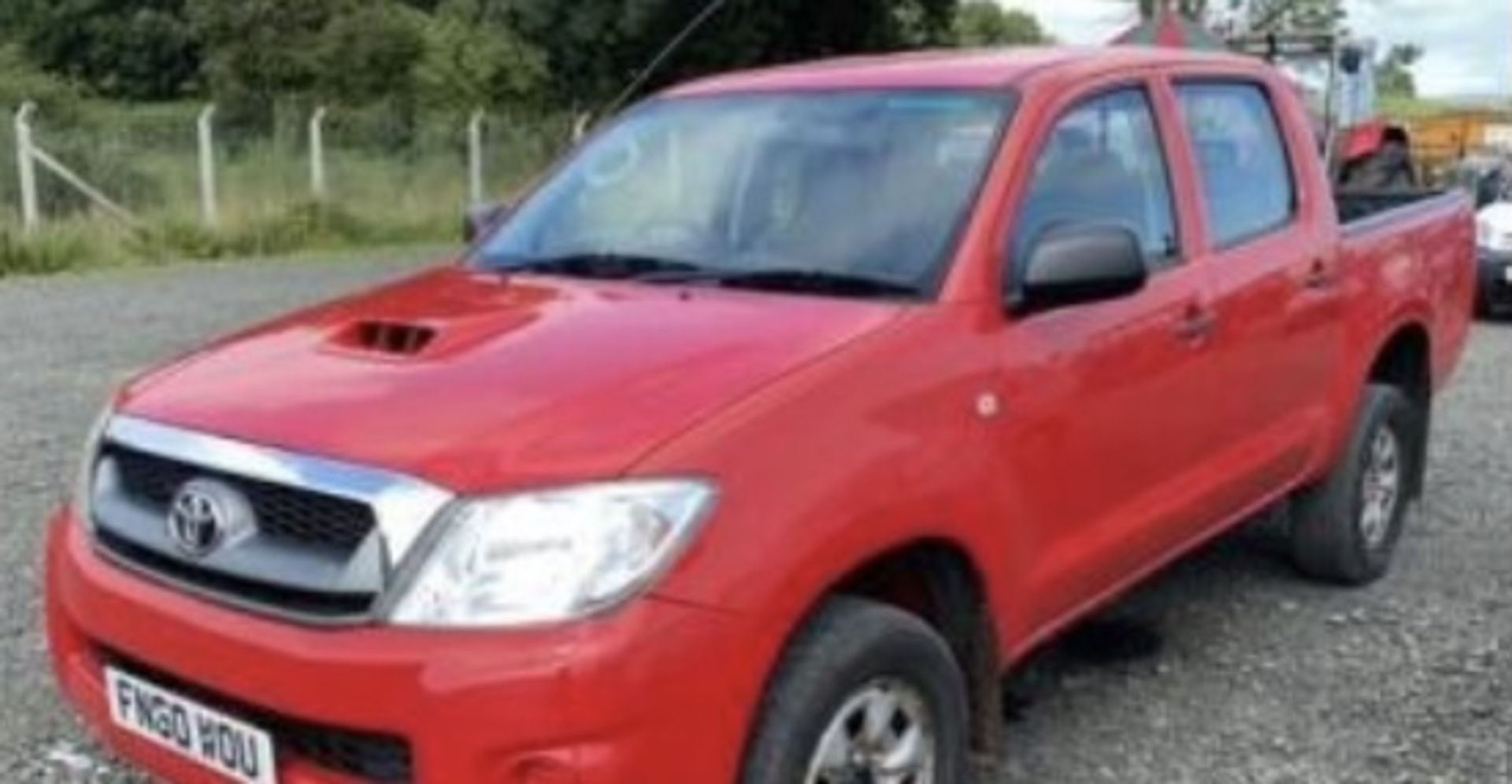 2010 TOYOTA HILUX .DIESEL .LOCATION NORTHERN IRELAND. - Image 2 of 7