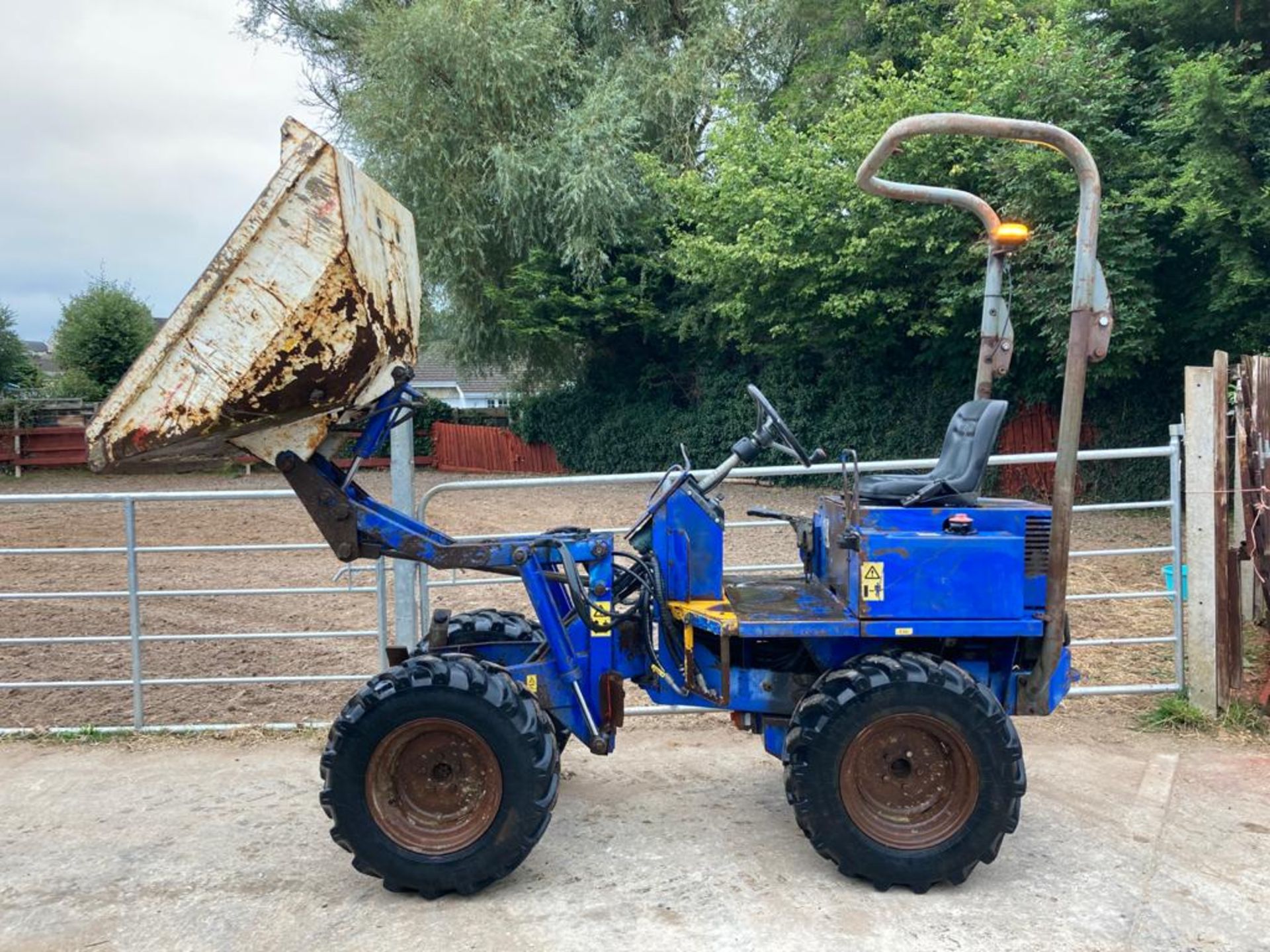 WACKER NUESON 1 TONNE HI TIP DUMPER.LOCATION NORTHERN IRELAND. - Image 4 of 10