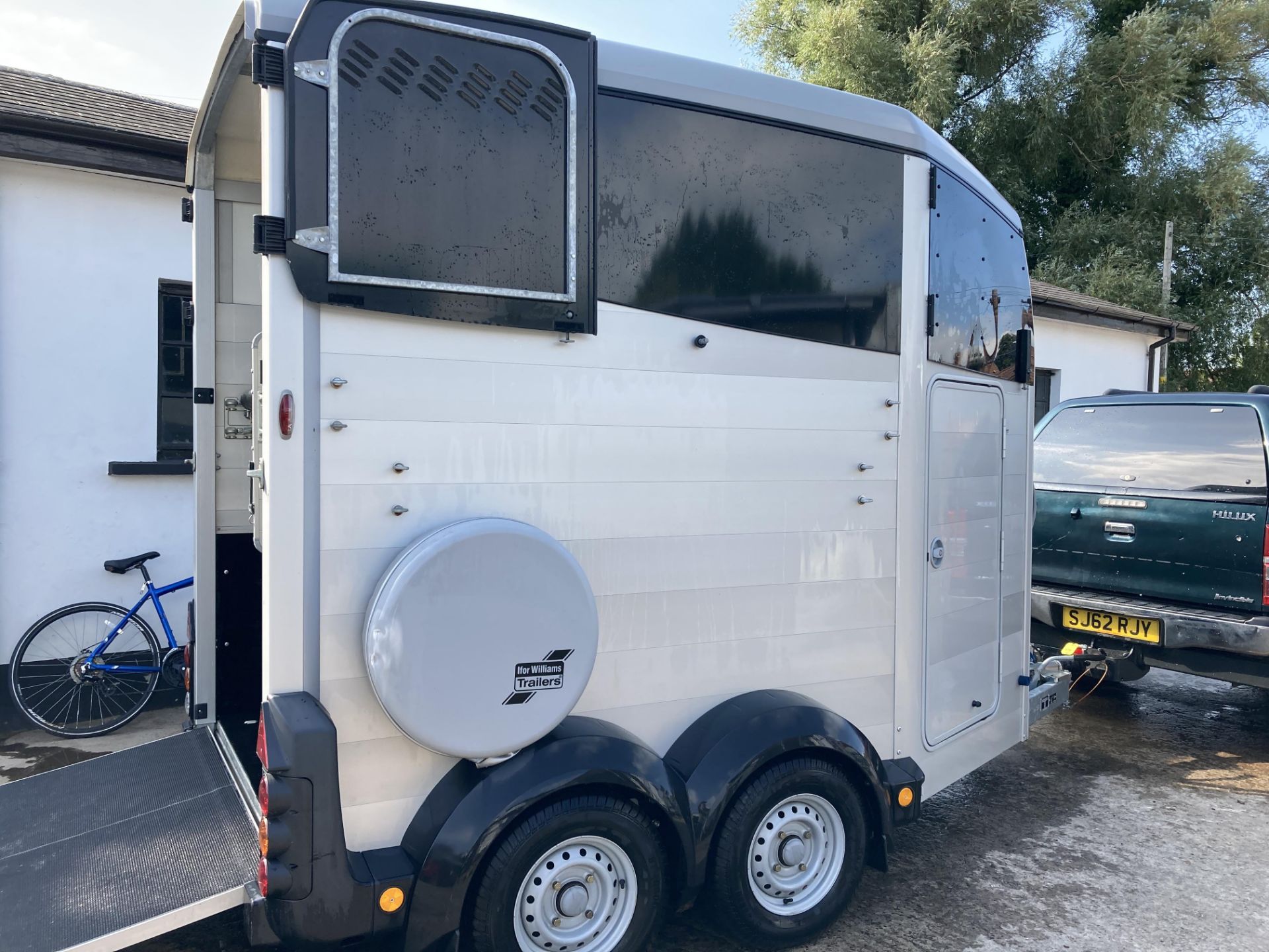 IFOR WILLIAMS HBX 506 DOUBLE NEW HORSEBOX.LOCATION NORTHERN IRELAND. - Image 6 of 9