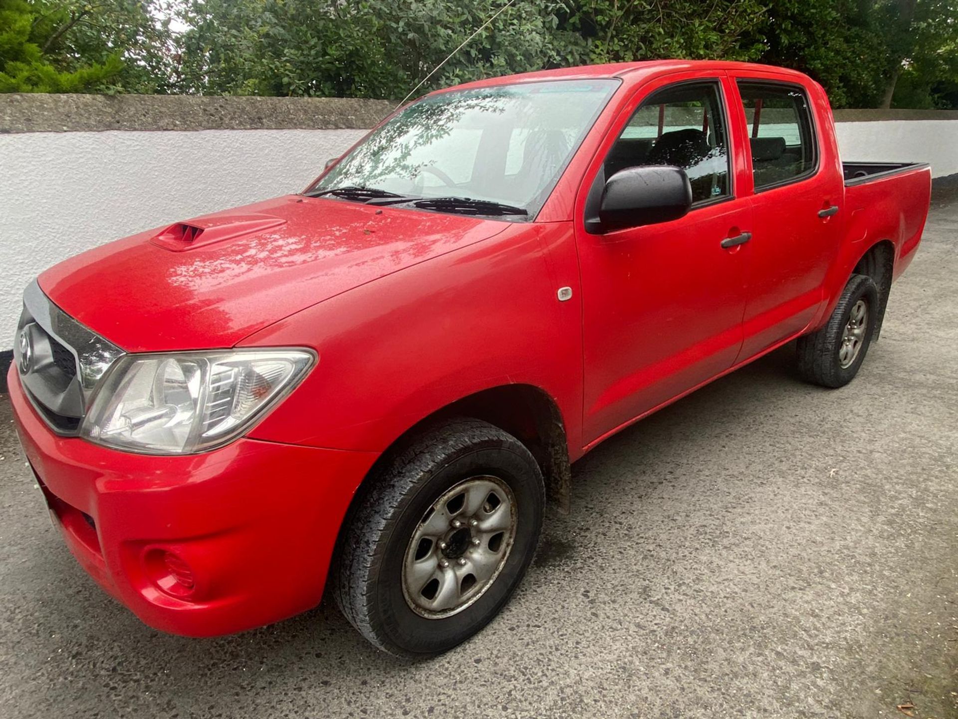 2010 TOYOTA HILUX .JEEP.LOCATION NORTHERN IRELAND. - Image 2 of 10