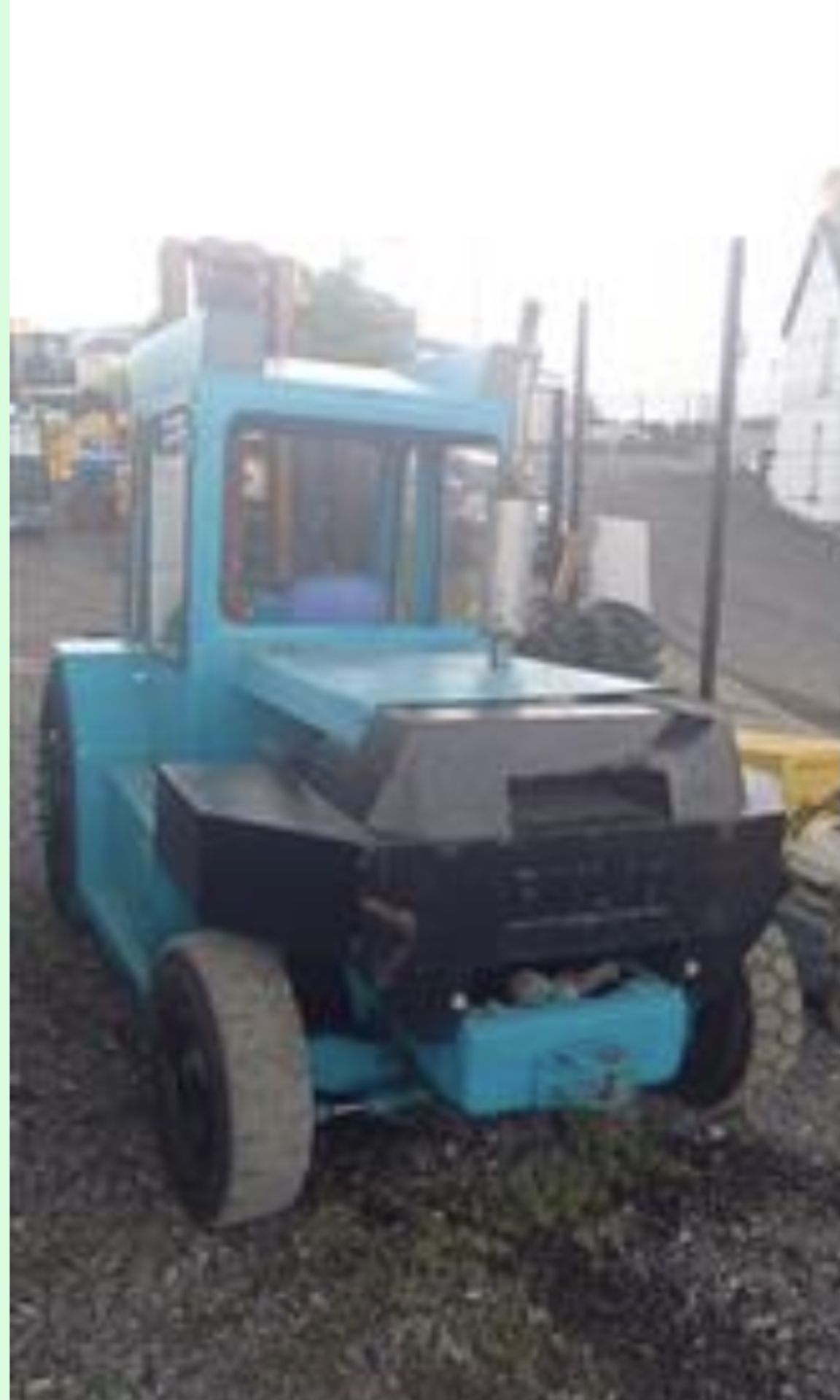 FINLAY 4 TONNE DIESEL FORKLIFT.LOCATION NORTHERN IRELAND. - Image 9 of 11