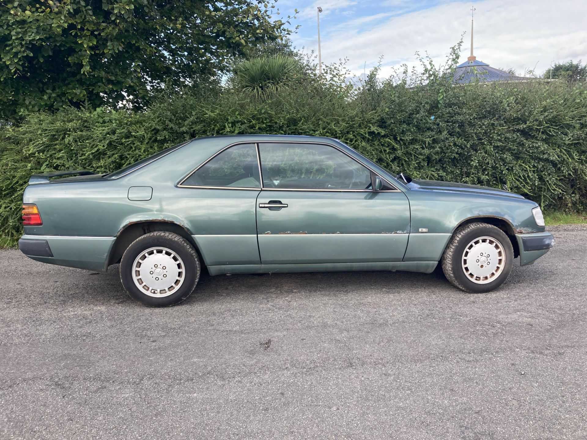1992 MERCEDES 230E CLASSIC COUPE LOW RESERVE .LOCATION NORTHERN IRELAND.