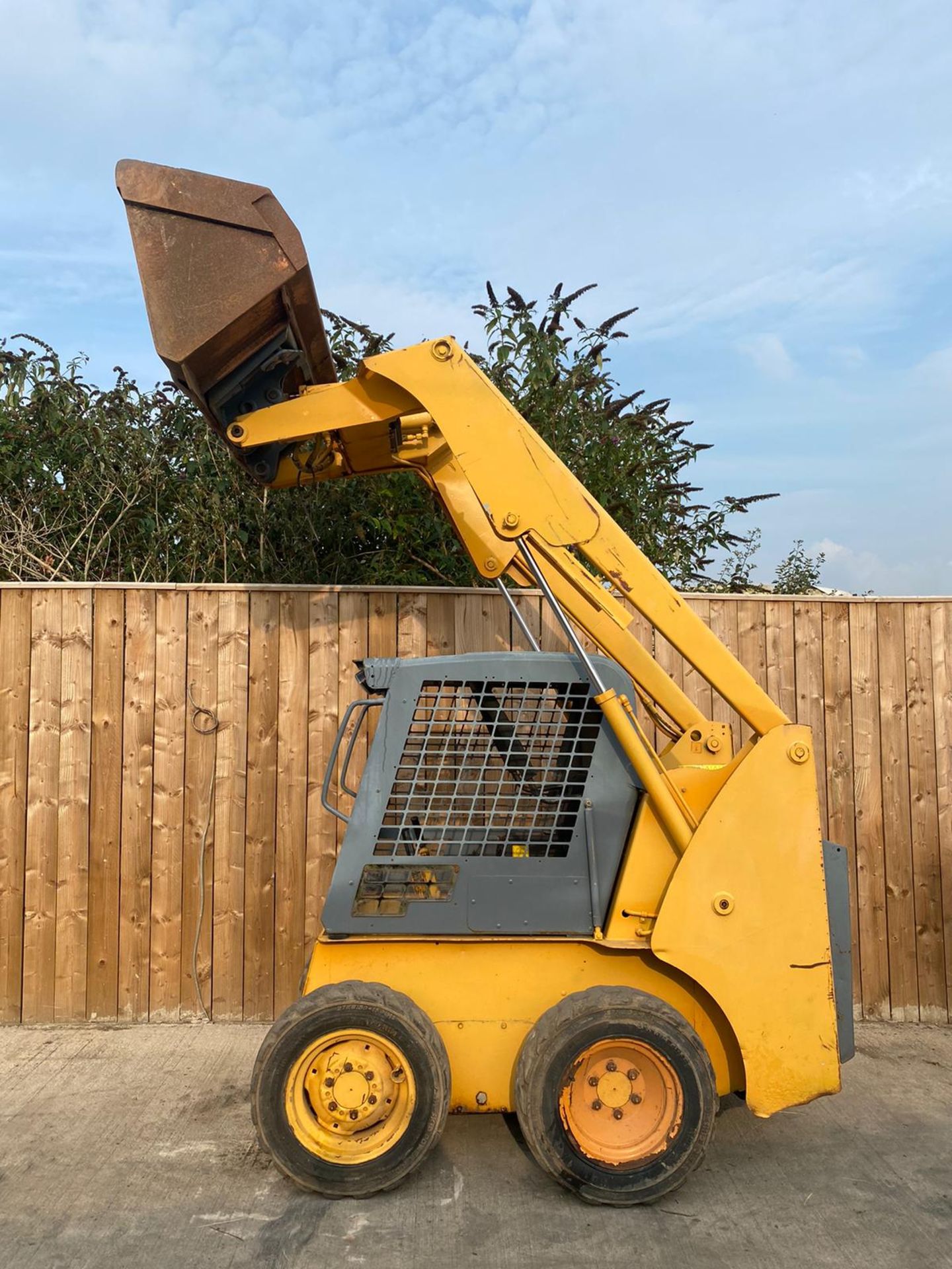 MUSTANG DIESEL SKID STEER.LOCATION NORTH YORKSHIRE. - Image 3 of 8