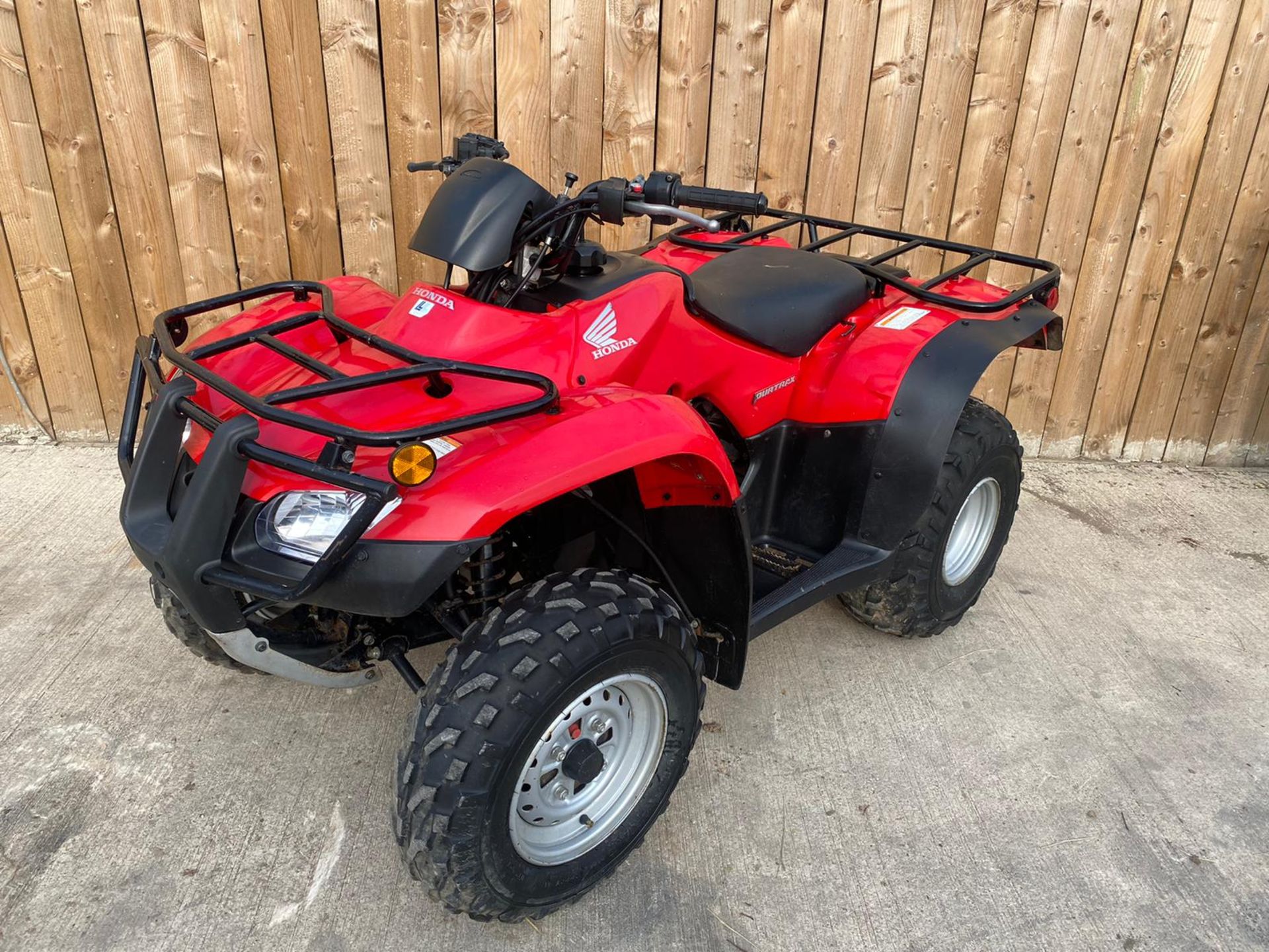 HONDA 250 4X4 FARM QUAD.LOCATION NORTH YORKSHIRE. - Image 6 of 8