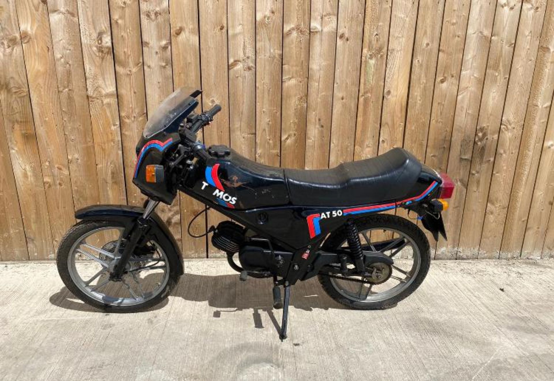 UNRESERVED TOMAS AT50 CLASSIC VINTAGE MOPED BIKE.LOCATION NORTRH YORKSHIRE.