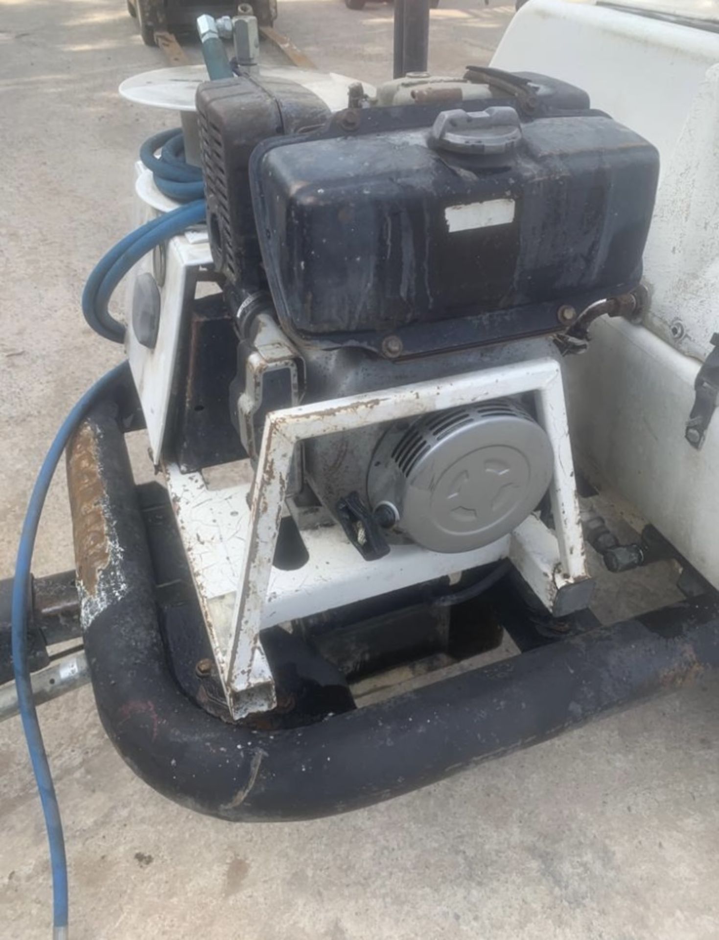 HONDA DIESEL TOWABLE BOWSER.PRESSURE WASHER.LOCATION NORTHERN IRELAND. - Image 4 of 4