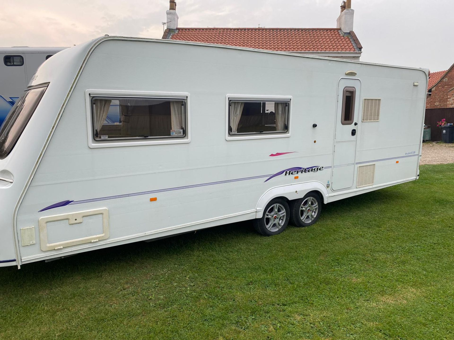 FLEETWOOD HERITAGE 640-EB 4 BERTH CARAVAN .LOCATION NORTRH YORKSHIRE. - Image 5 of 7