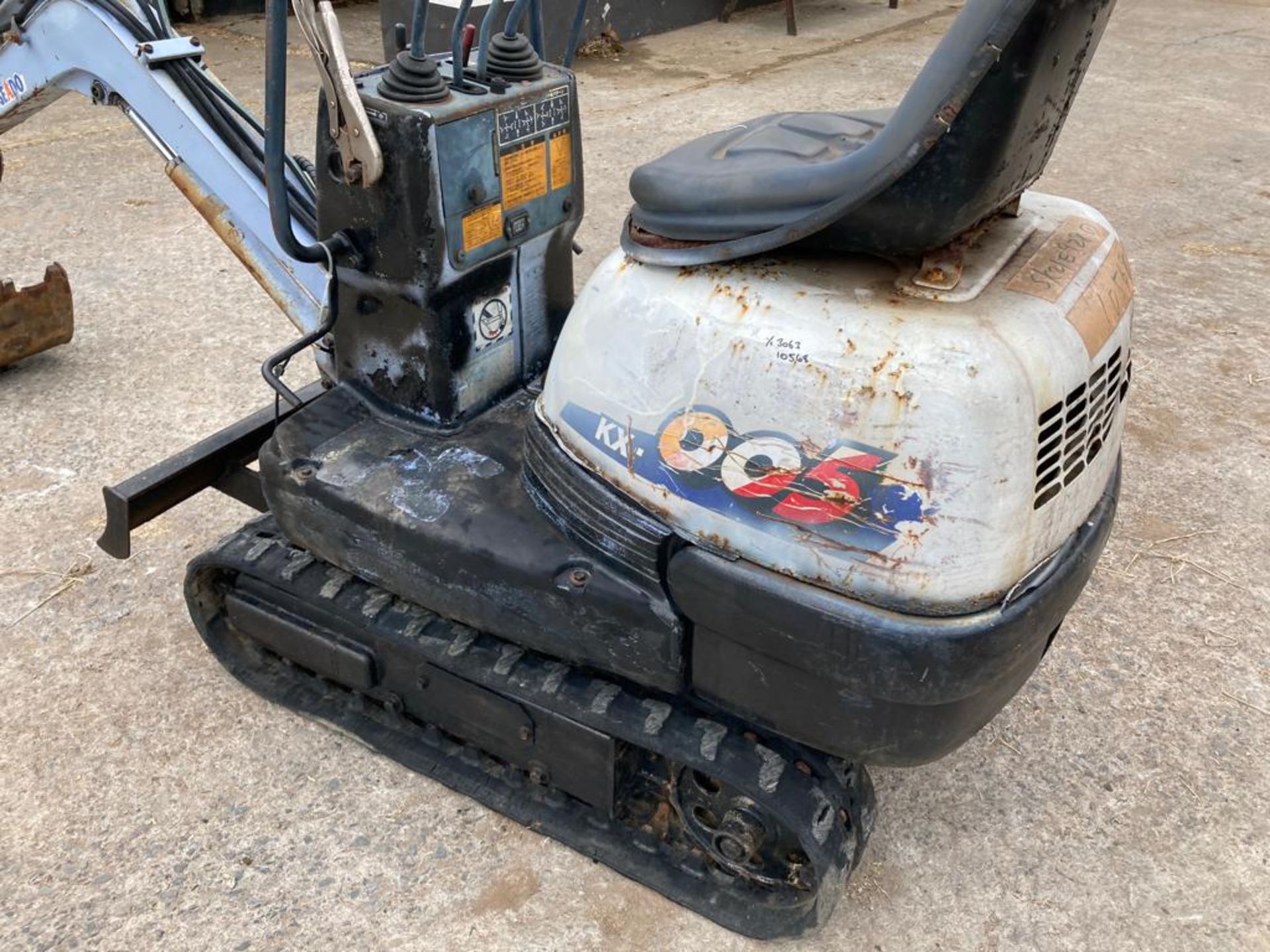 KUBOTA KX-005 RUBBER TRACKED MICRO DIGGER.LOCATED IN NORTHERN IRELAND.