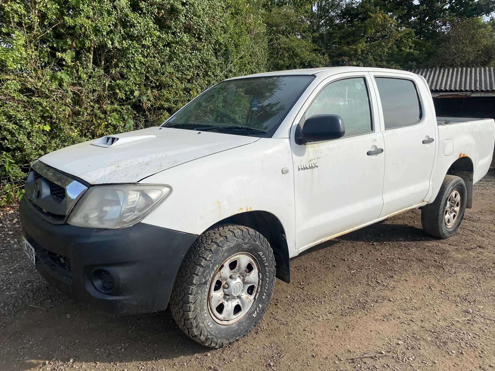 2009 TOYOTA HILUX INVINCIBLE.LOCATION NORTH YORKSHIRE.