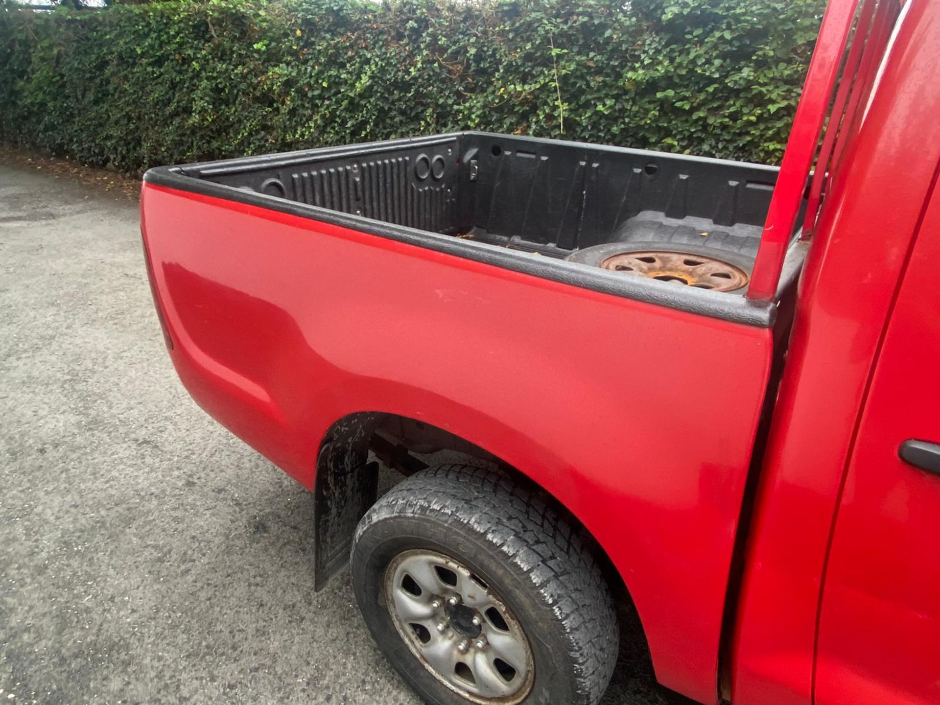 2010 TOYOTA HILUX JEEP .LOCATION NORTHERN IRELAND. - Image 4 of 11