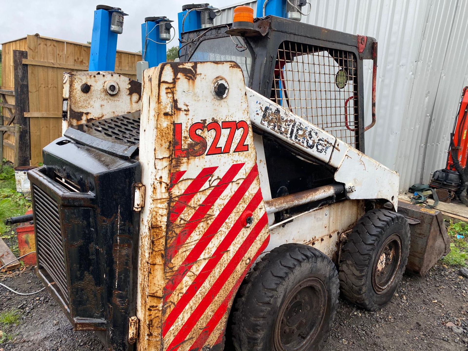 MUSTANG SKIDSTEER LOCATION NORTH YORKSHIRE. - Image 2 of 3