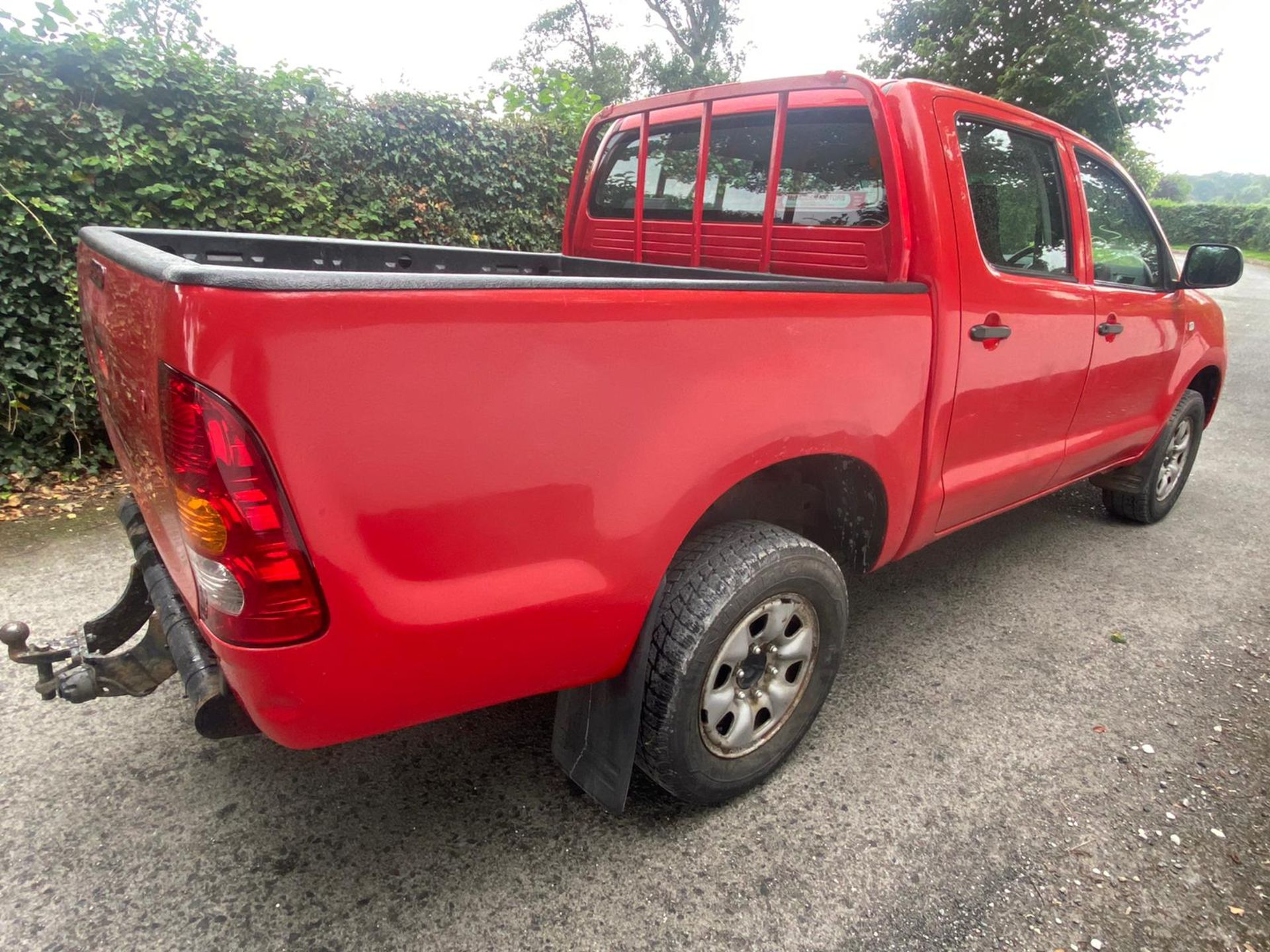 2010 TOYOTA HILUX JEEP.LOCATION NORTHERN IRELAND. - Image 2 of 8