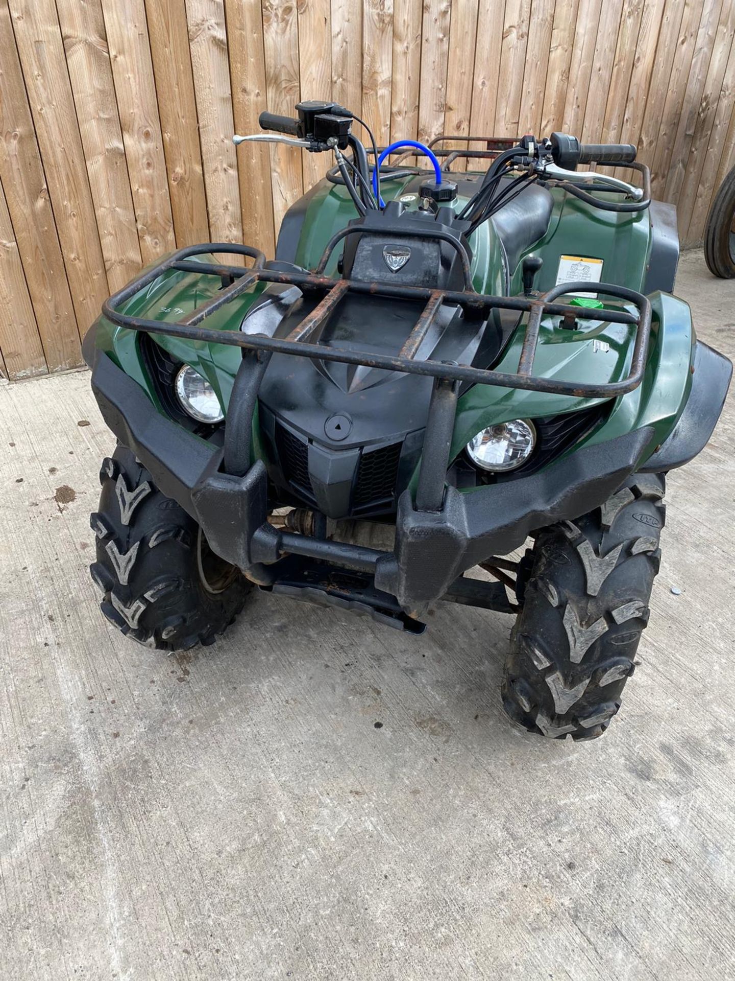 2010YAMAHA GRIZZLY 450 PETROL 4X4 FARM QUAD.LOCATION NORTH YORKSHIRE. - Image 5 of 6