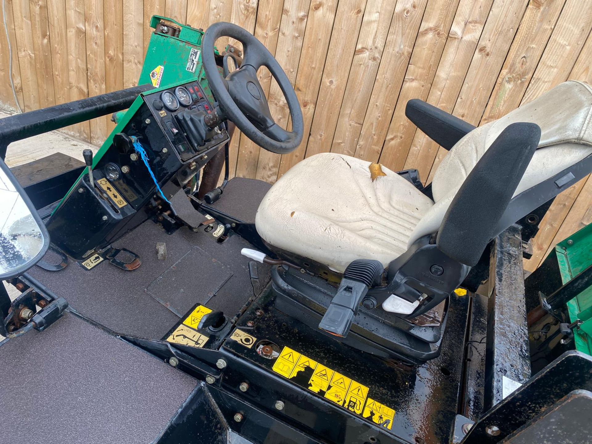 RANSOMES PARKWAY 2250 DIESEL RIDE ON MOWER.LOCATION NORTH YORKSHIRE. - Image 3 of 3