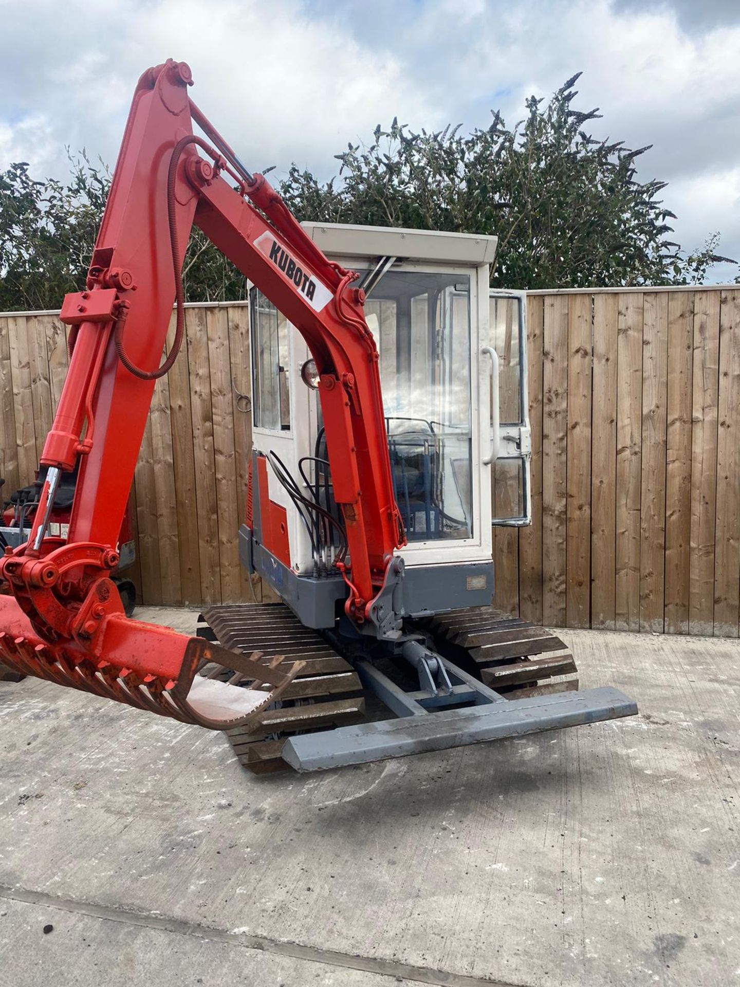 KUBOTA KH-014 1.5 TON MINI DIGGER.LOCATION NORTH YORKSHIRE. - Image 3 of 9