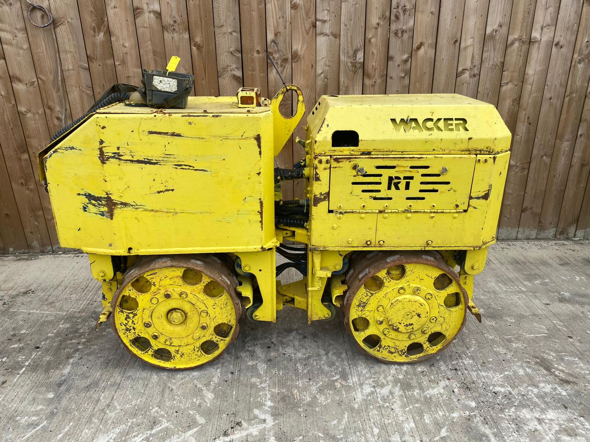 WACKER NEUESON DIESEL REMOTE CONTROL TRENCH RAMMER.LOCATION NORTH YORKSHIRE. - Image 7 of 8