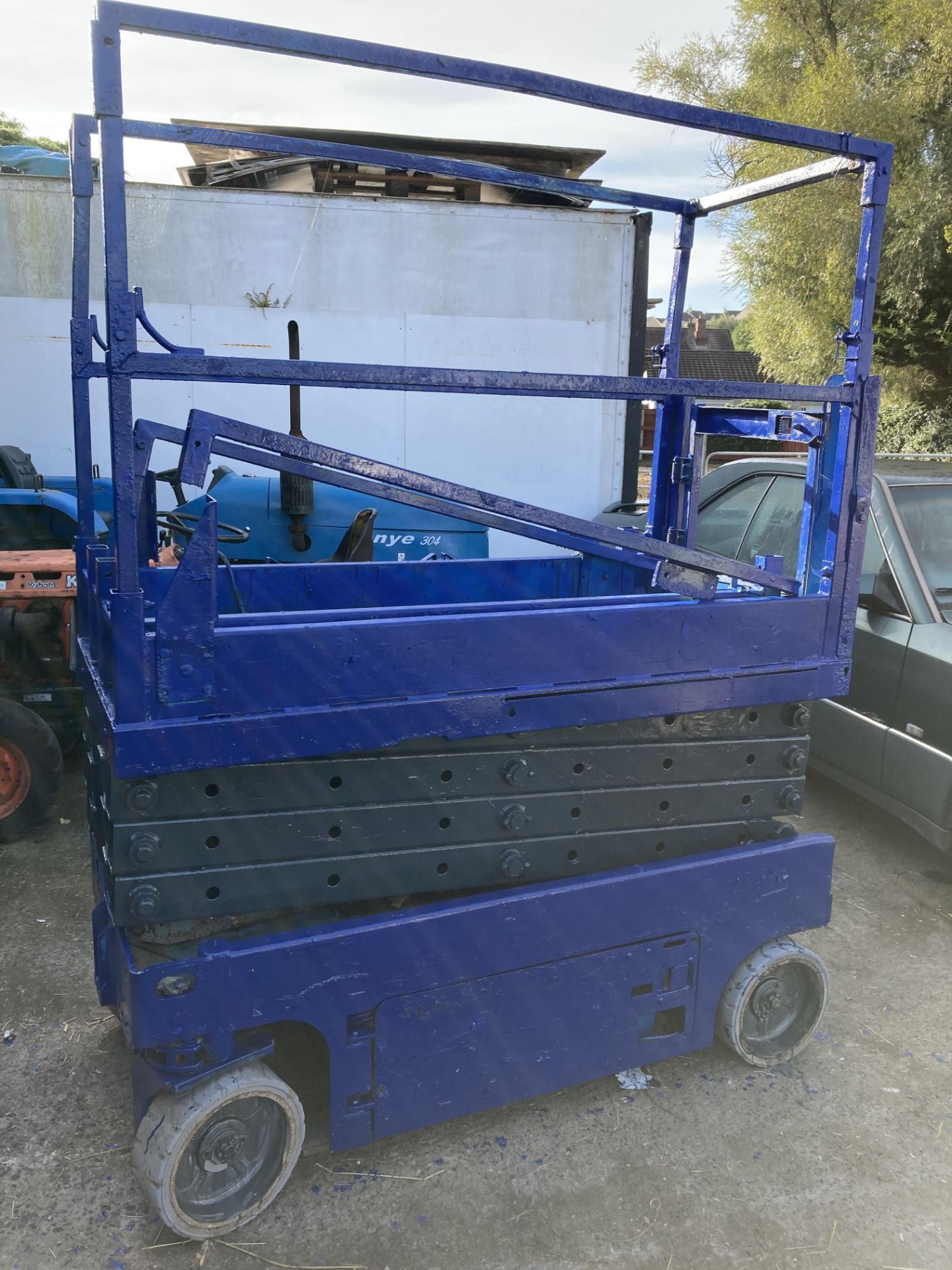 GENIE 1932 SCISSOR LIFT.LOCATION NORTHERN IRELAND.