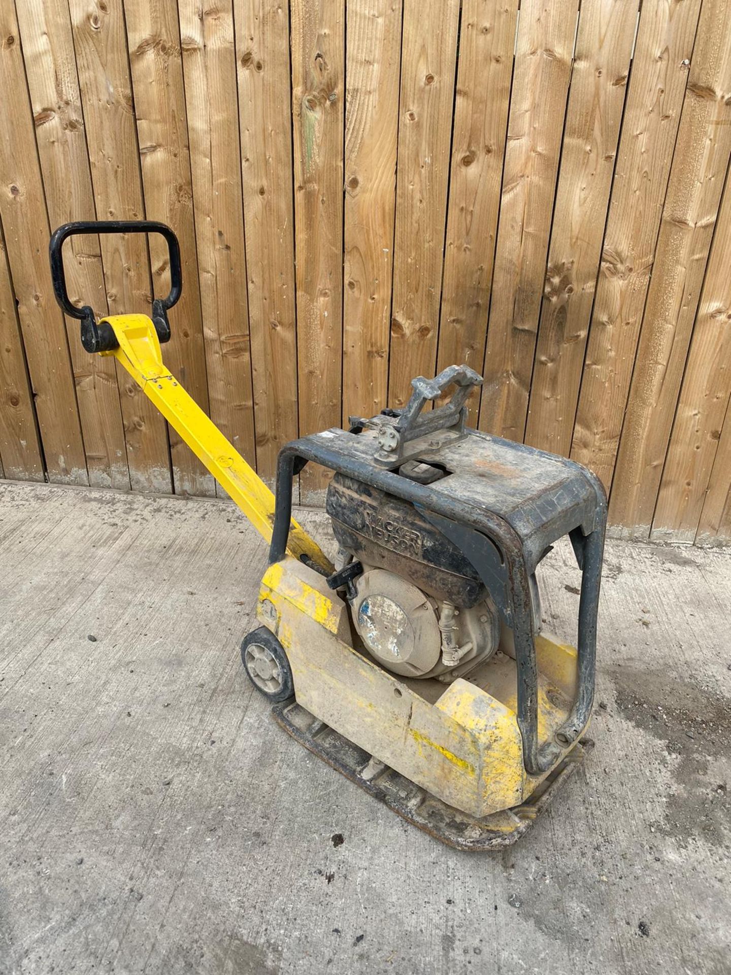 WACKER NEUSON FORWARD AND REVERSE DIESEL WACKER PLATE.LOCATION NORTH YORKSHIRE. - Image 4 of 5