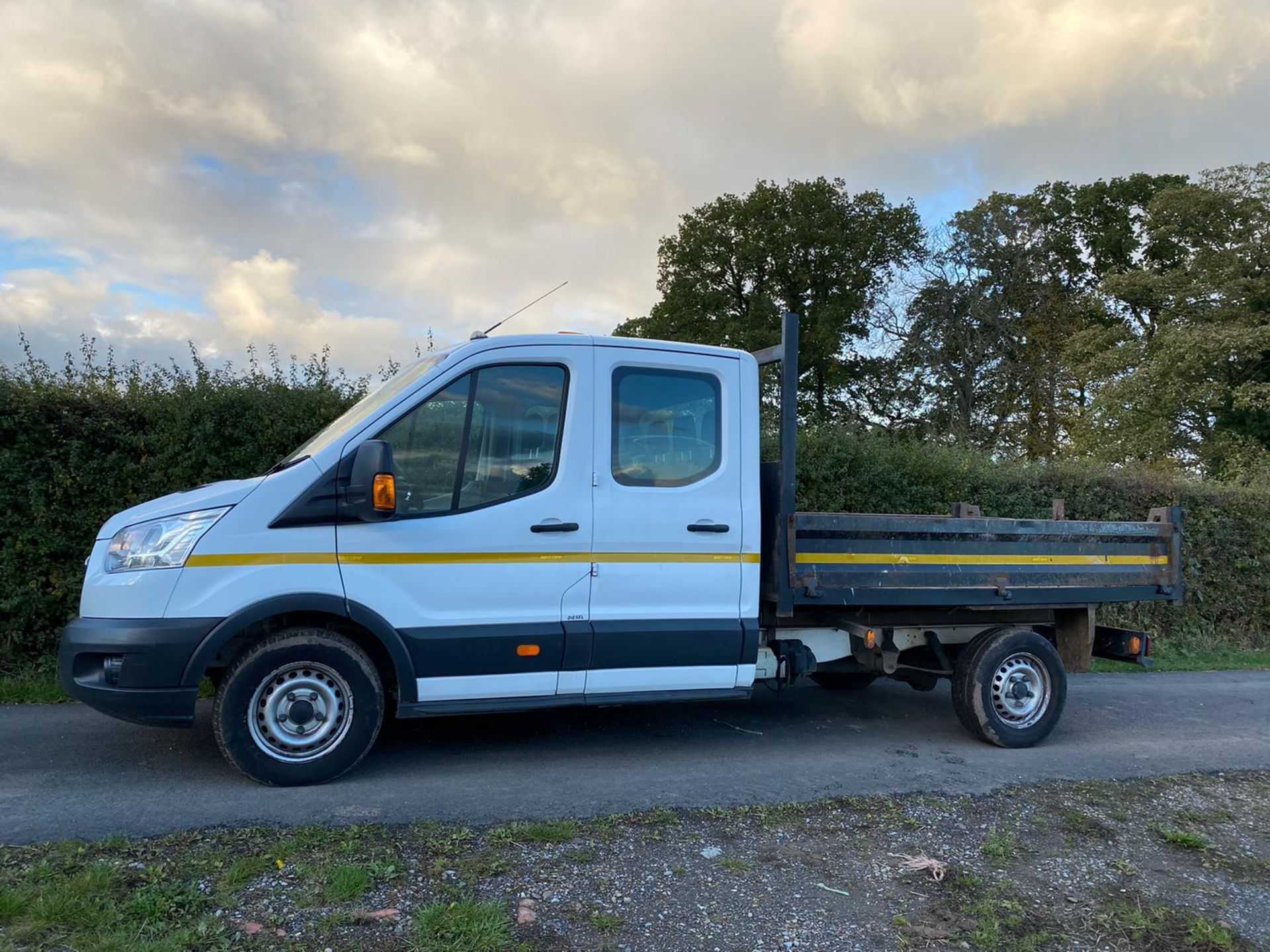 2016 FORD TRANSIT 350 TIPPER 47000 MILES. LOCATION NORTH YORKSHIRE. - Image 2 of 12