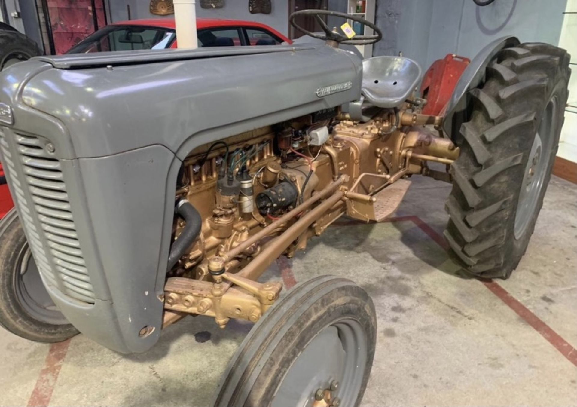 MASSEY FERGUSON GOLD BELLY VINTAGE TRACTOR.LOCATION NORTH YORKSHIRE.