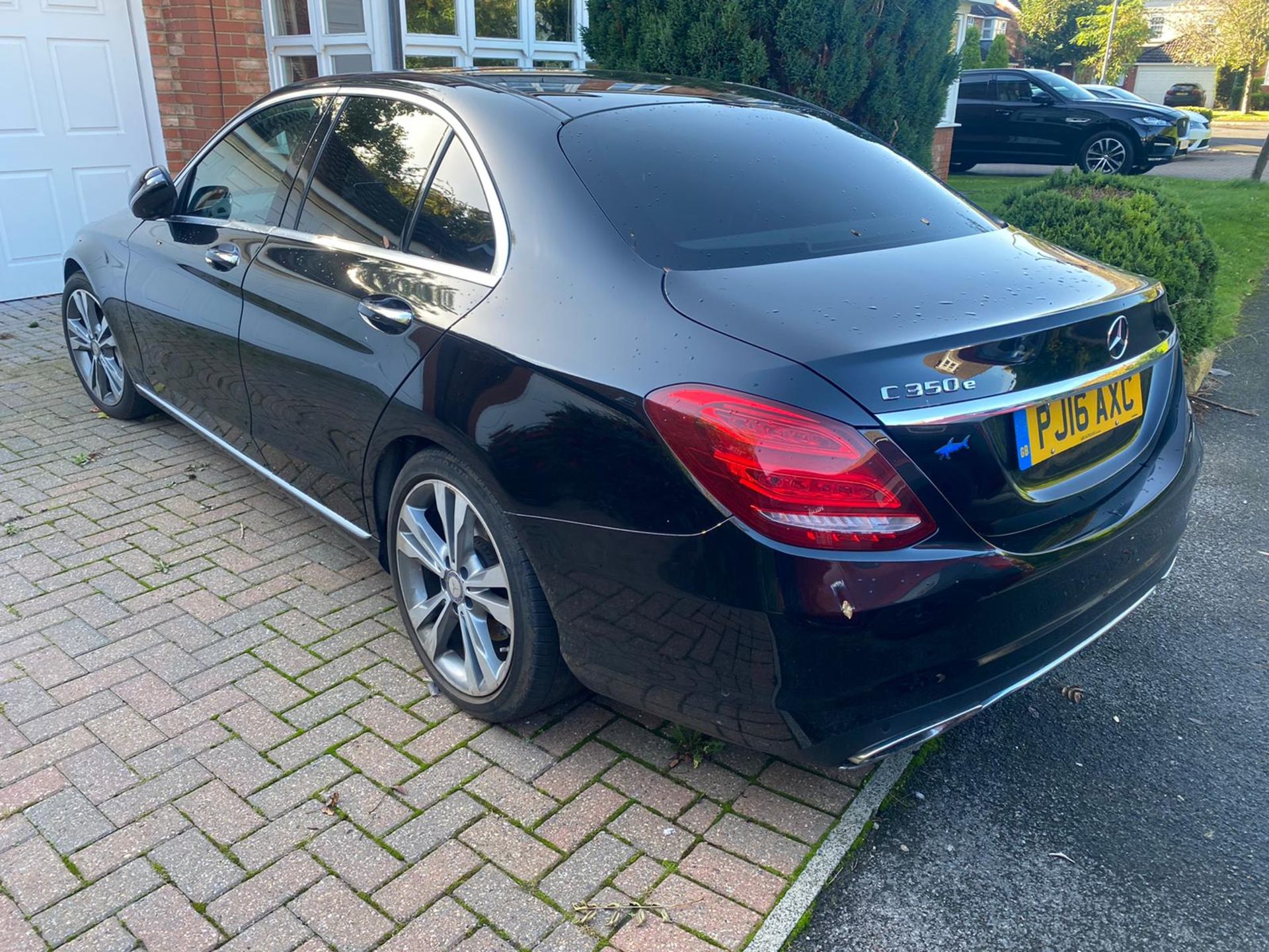 Mercedes C350H Sport premium plus car **32k miles** LOCATION NORTH YORKSHIRE - Image 2 of 5