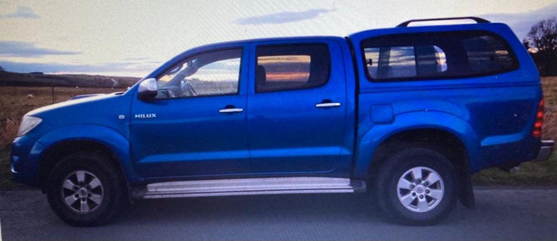 TOYOTA HILUX INVINCIBLE HDL3 D4D TWIN CAB .2011 .LOCATION NORTHERN IRELAND.