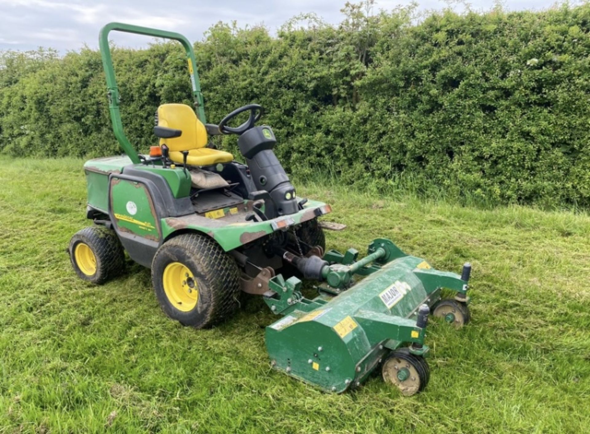 JOHNE DEERE OUTFRONT FLAIL MOER.LOCATION NORTH YORKSHIRE