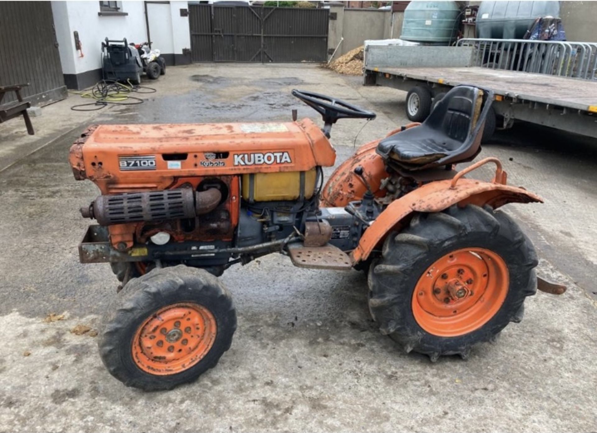 KUBOTA 4X4 TRACTOR DIESEL LOCATION NORTHERN IRELAND. - Image 2 of 7