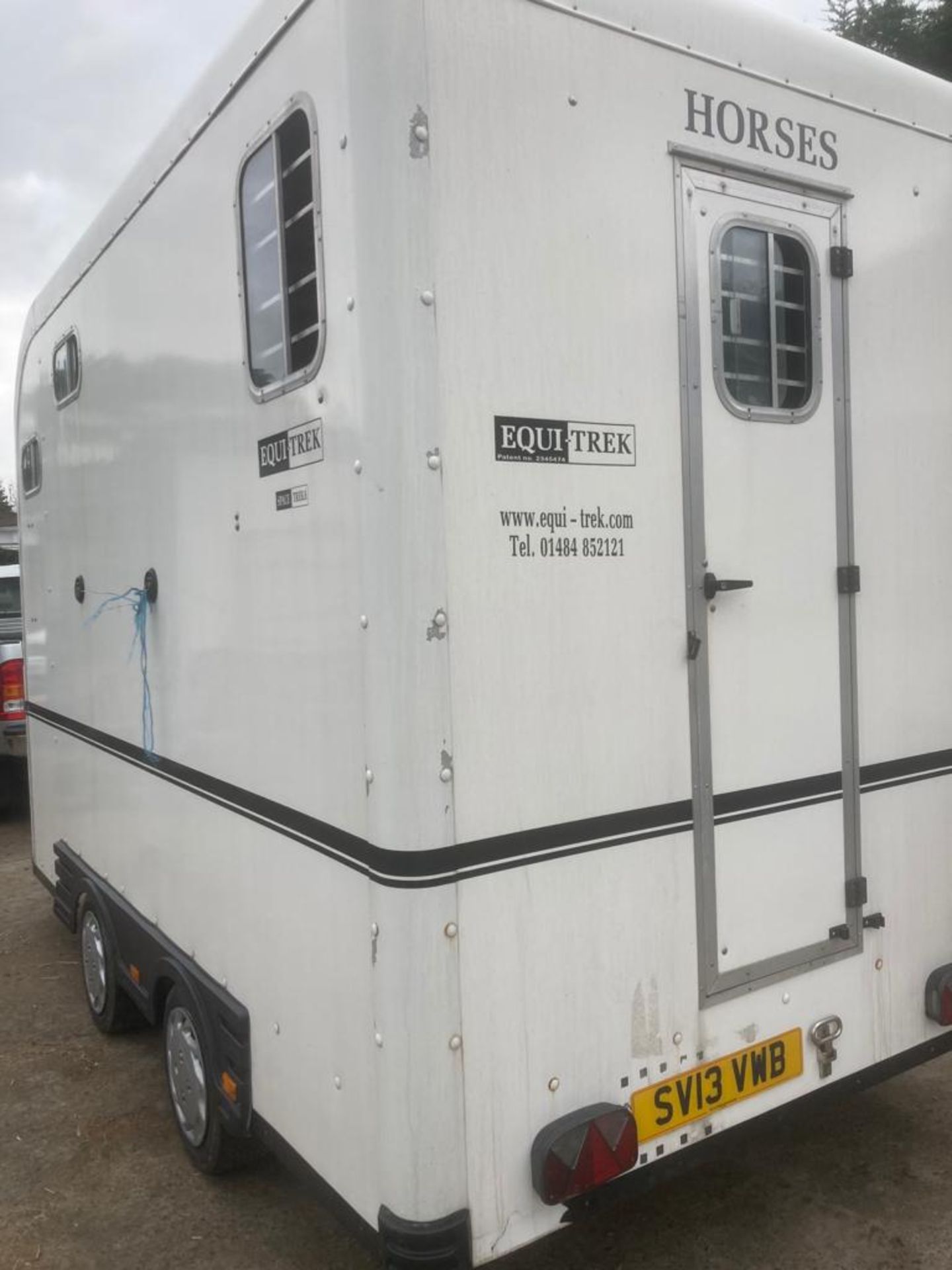 EQUI-TREK SPACE TREK DOUBLE HORSEBOX.LOCATION NORTHERN IRELAND. - Image 8 of 12