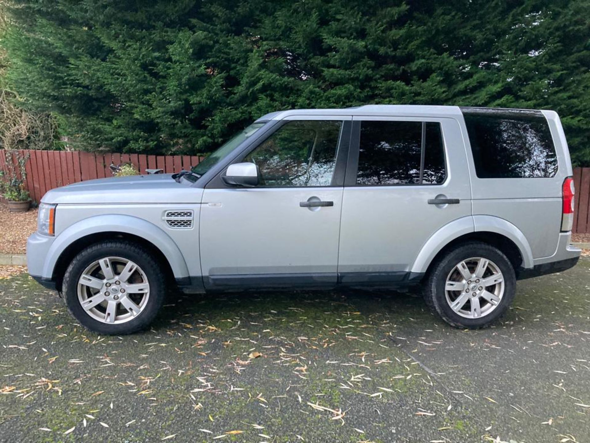 LAND ROVER DISCOVERY 2012 .LOCATION NORTHERN IRELAND. - Image 3 of 6