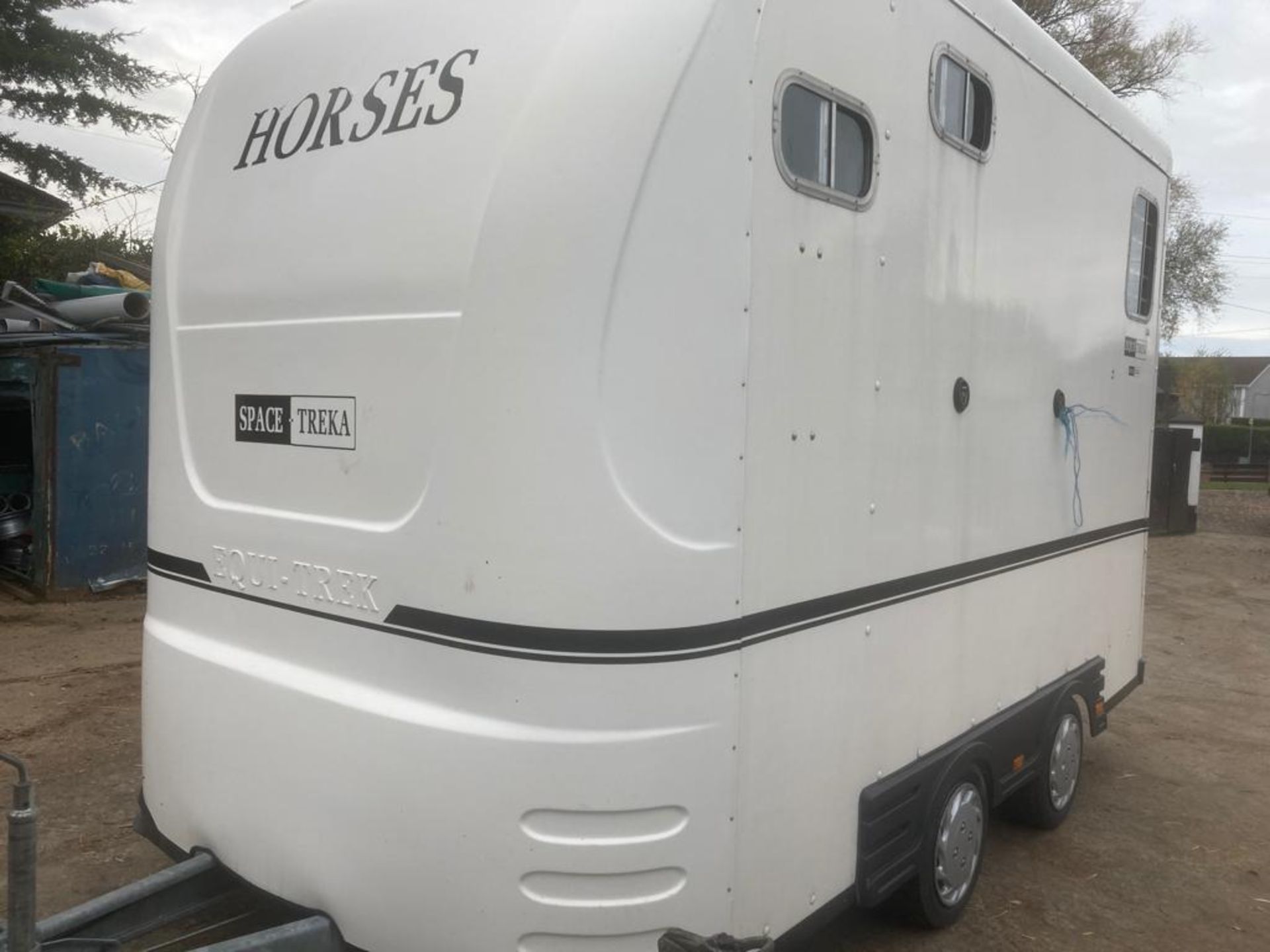 EQUI-TREK SPACE TREK DOUBLE HORSEBOX.LOCATION NORTHERN IRELAND.