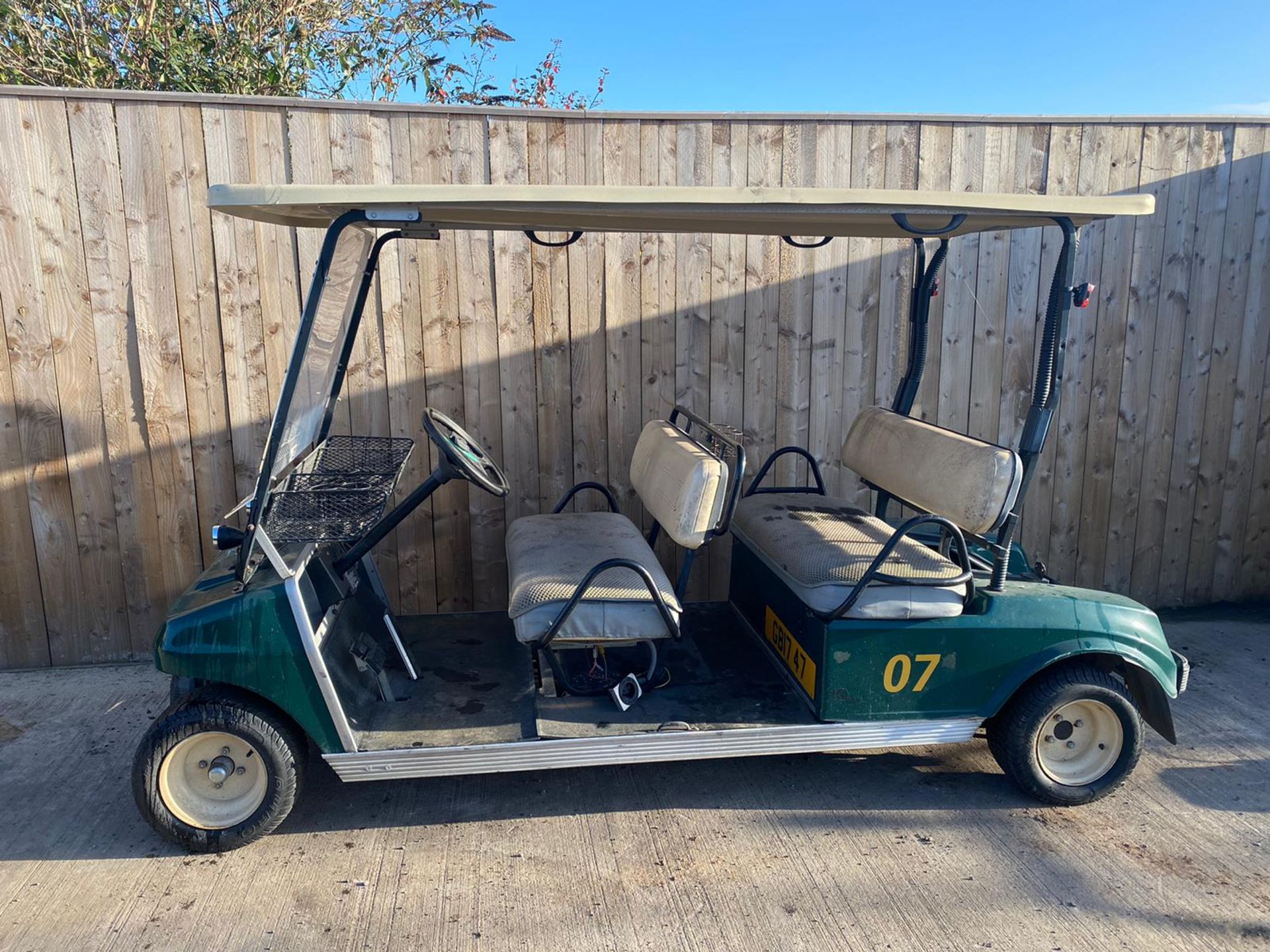 CLUB CAR ELECTRIC GOLF BUGGY .LOCATION NORTH YORKSHIRE - Image 2 of 6