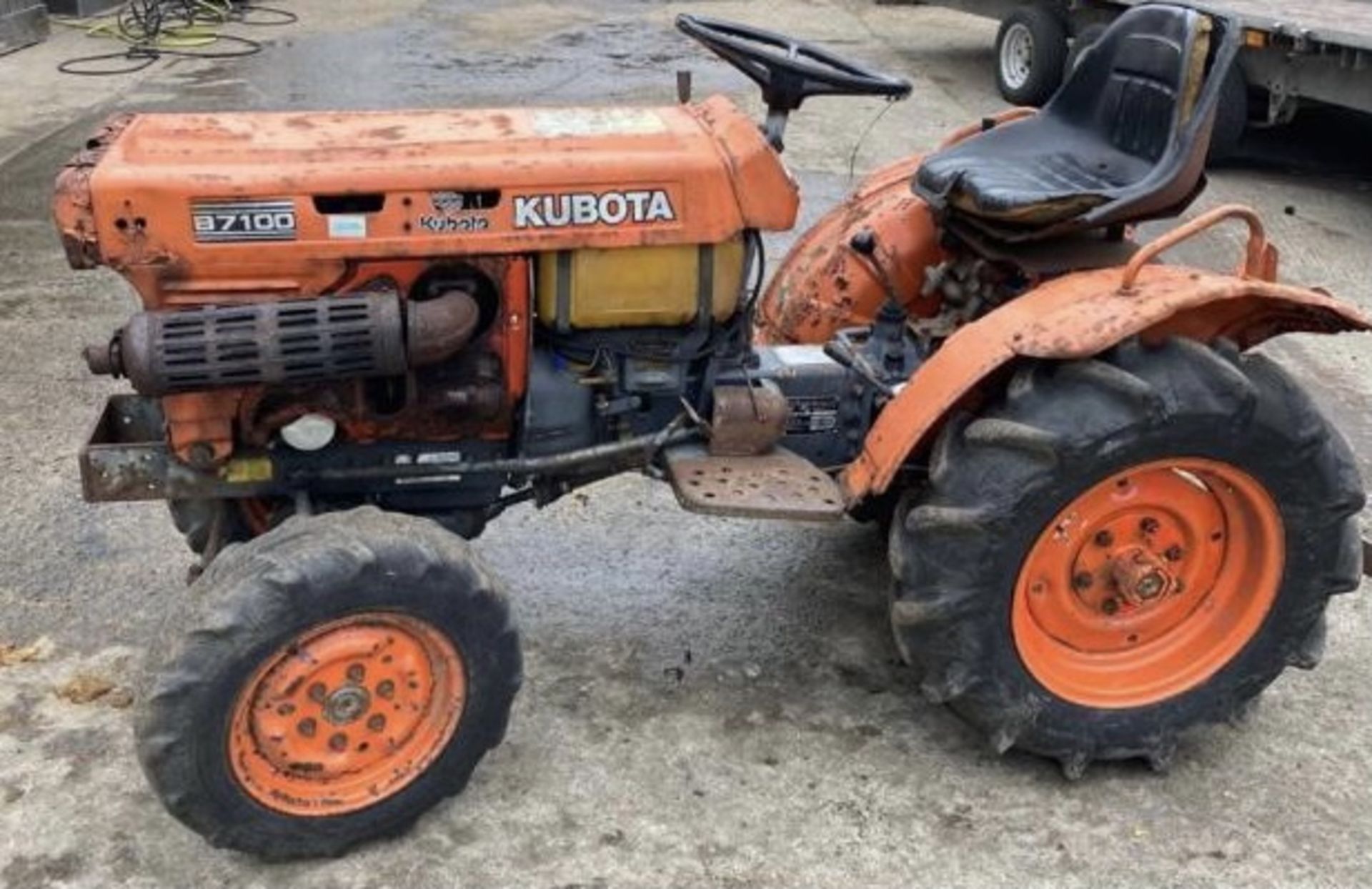 KUBOTA 4X4 TRACTOR DIESEL LOCATION NORTHERN IRELAND. - Image 6 of 7