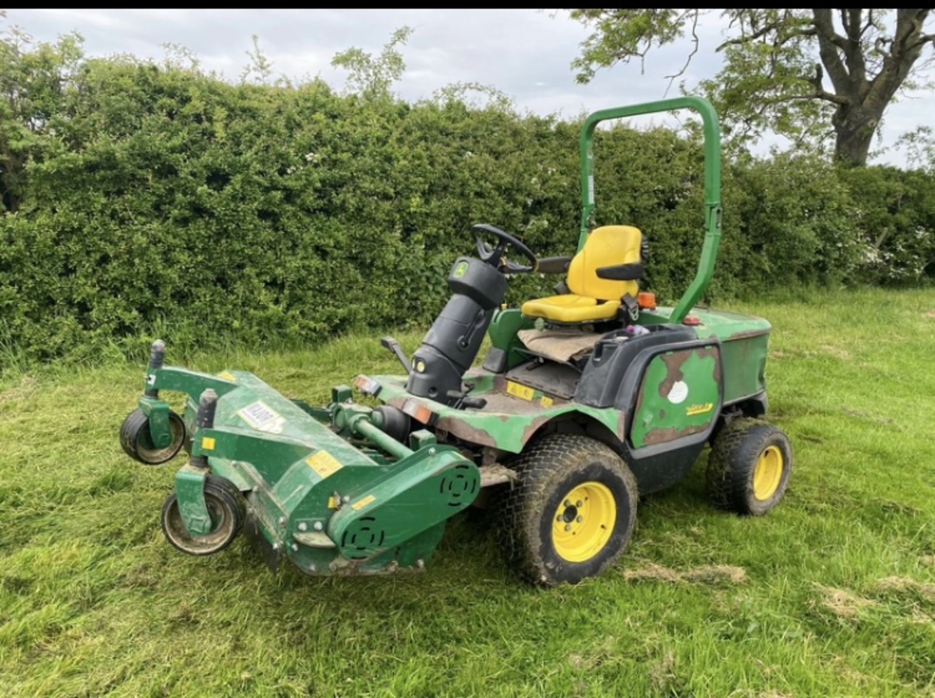 JOHNE DEERE OUTFRONT FLAIL MOER.LOCATION NORTH YORKSHIRE - Image 3 of 6