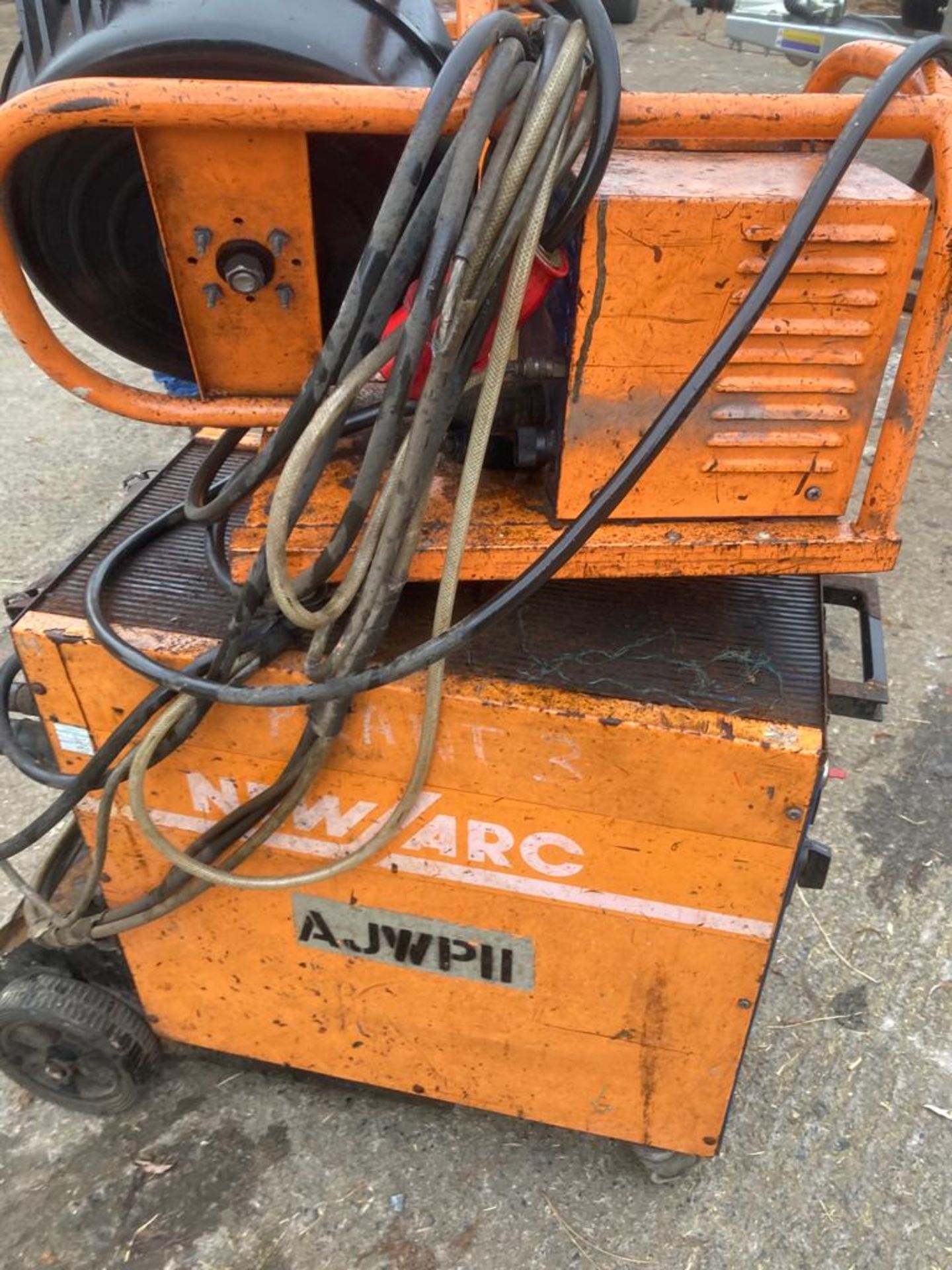 NEWARC RM20 MIG WELDER C/W WIRE FEED.LOCATION NORTHERN IRELAND.