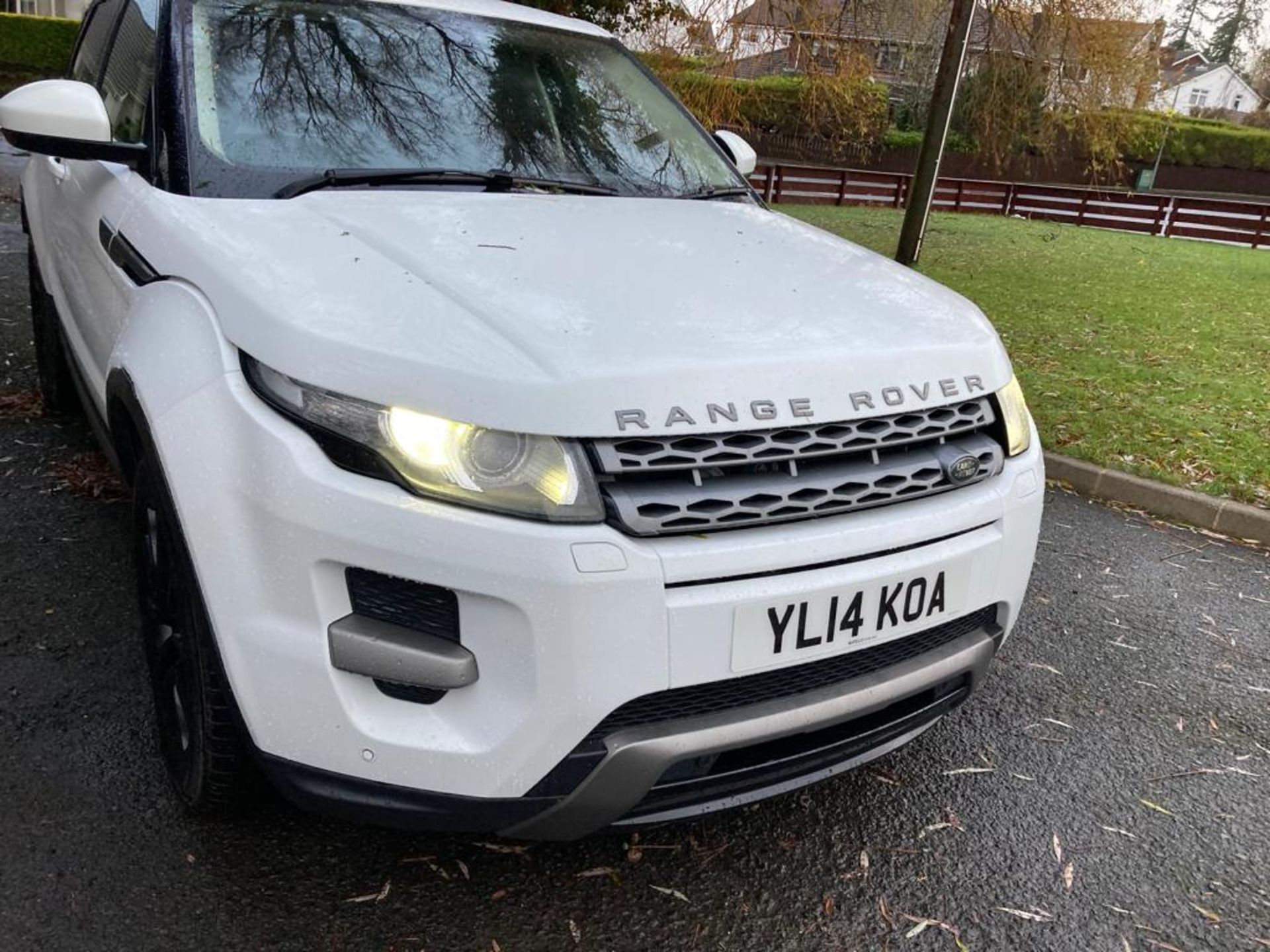 RANGE ROVER EVOQUE PURE TSD4A 2014.LOCATION NORTHERN IRELAND. - Image 3 of 7