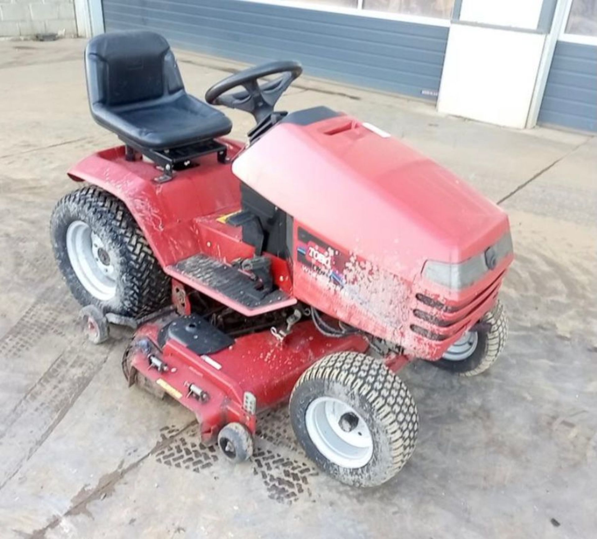 TORO PETROL RIDE ON MOWER LOCATION NORTH YORKSHIRE. - Image 2 of 3