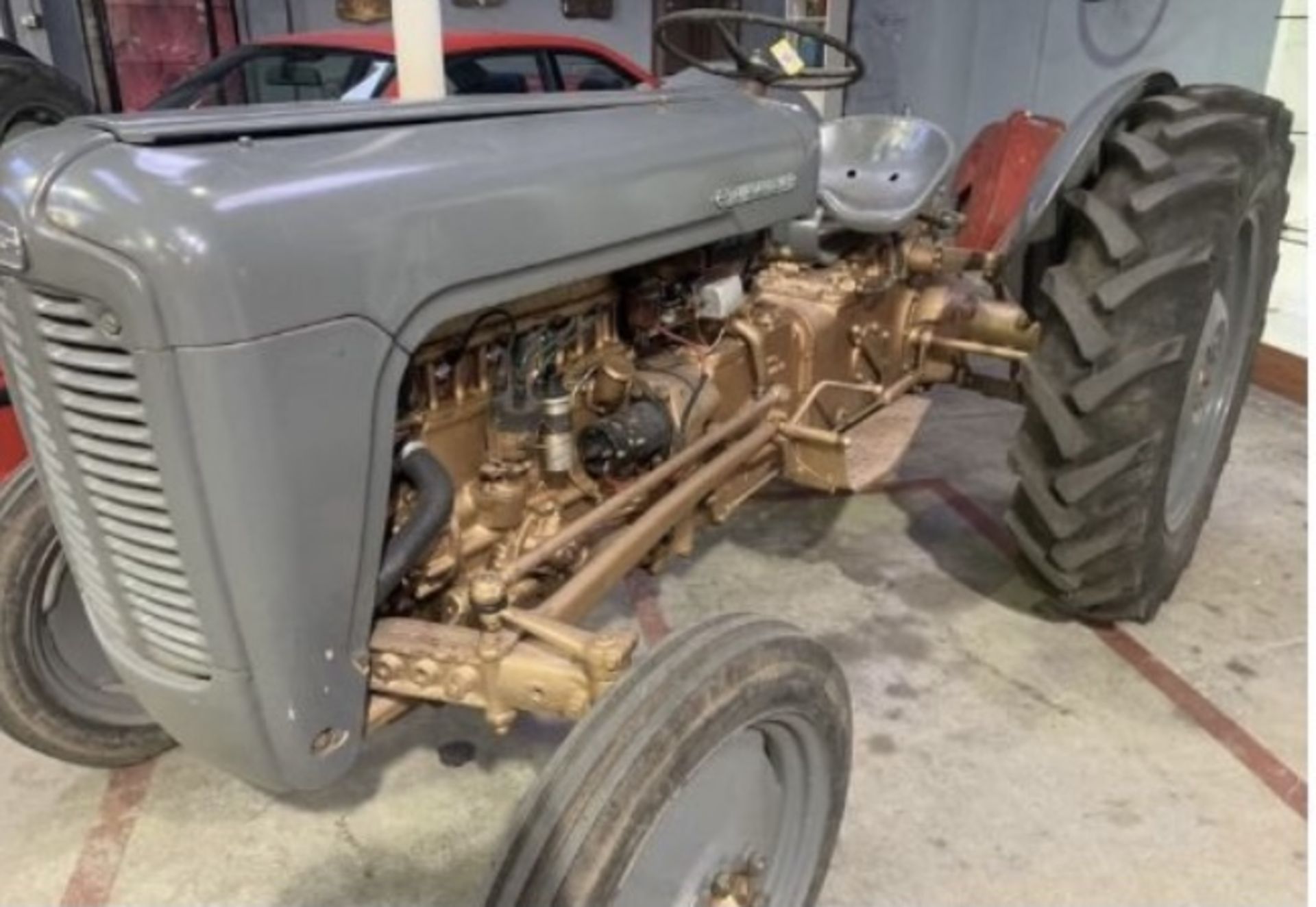 FERGUSON GOLD BELLY VINTAGE TRACTOR LOCATION NORTH YORKSHIRE. - Image 2 of 2