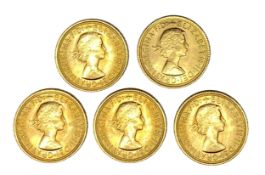 Elizabeth II five gold Sovereign coins, 1967