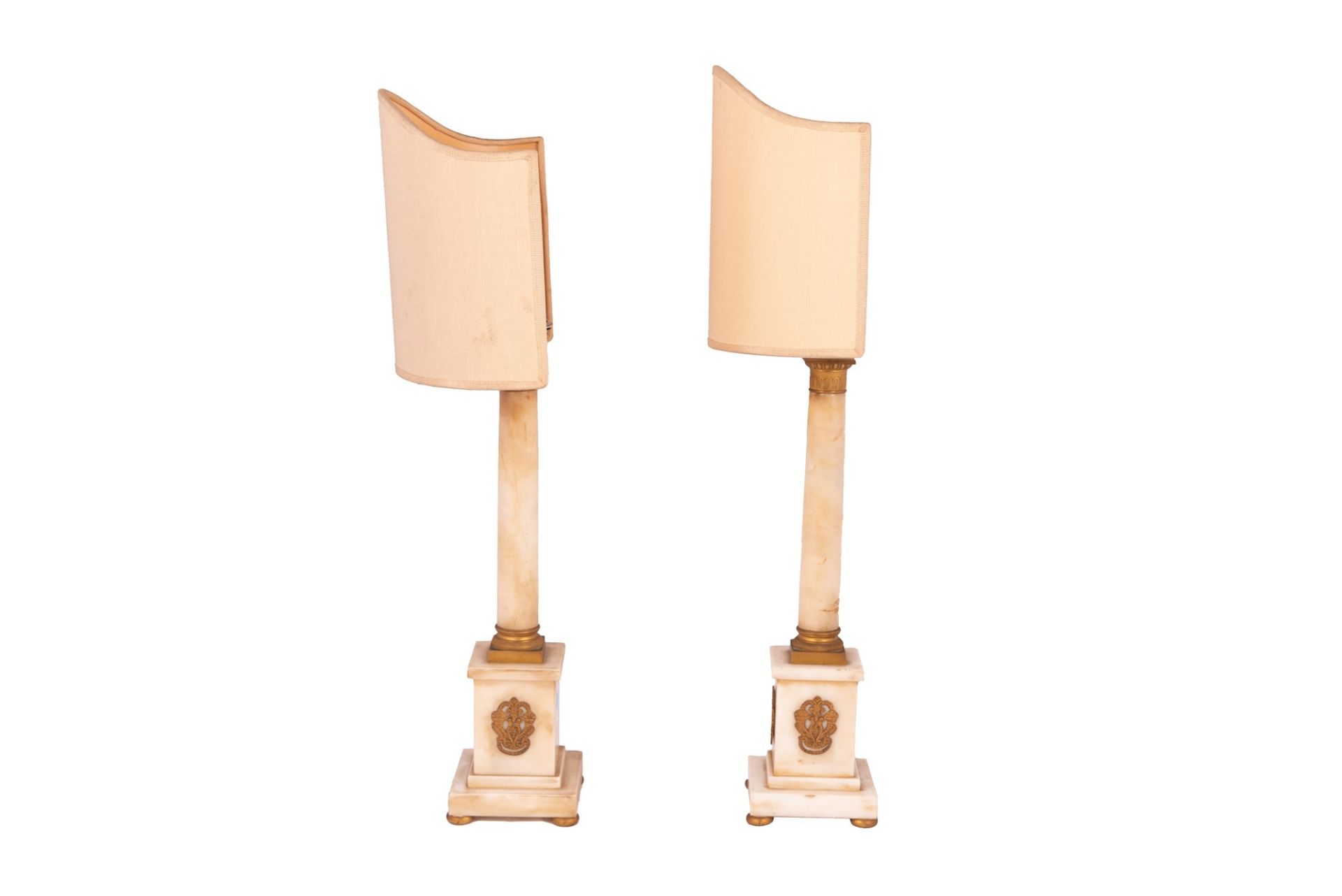  2 table lamps in column  - Bild 2 aus 3