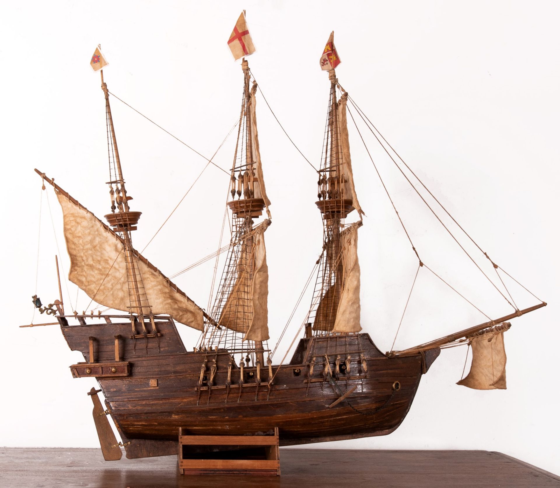 Modello di "galeone Golden Hind"  - Bild 2 aus 2