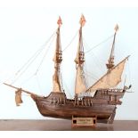 Modello di "galeone Golden Hind"