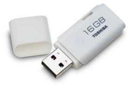 Combined RRP £100. Box Of 20 Brand New Packaged Toshiba 16Gb Usb 2.0 Flash Drives.